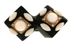 Handcraft Wood 9 Karat Yellow Gold Coral Diamonds Cocktail Ring