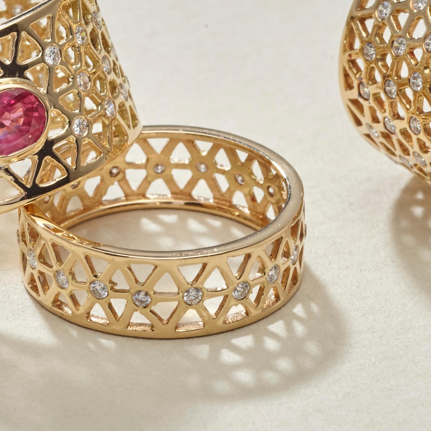 Contemporain Bague jonc fin en or rose 18 carats avec diamants 0,19 carat, fabriquée à la main en vente