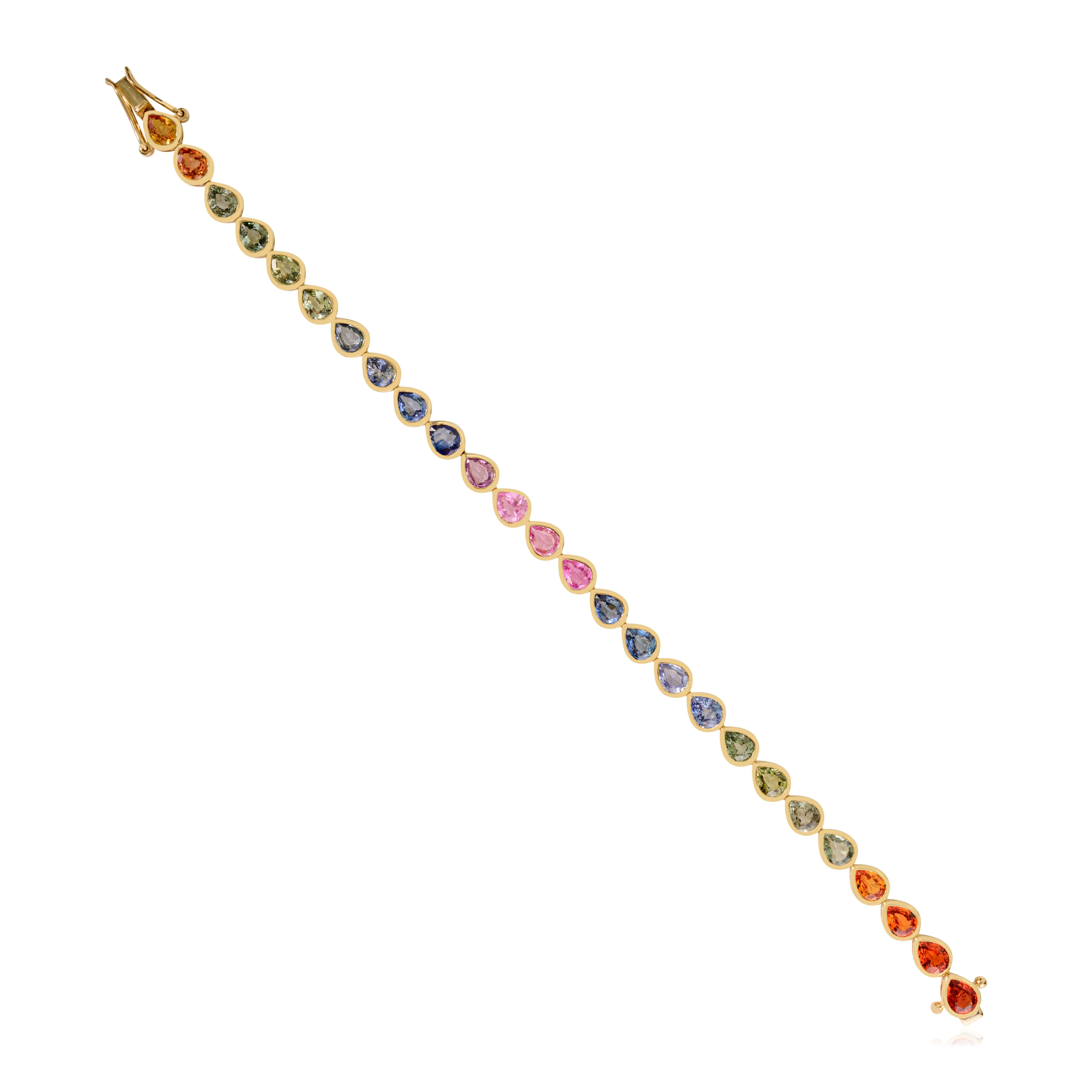 Handcrafted 10Ct Pear Natural Multi Sapphire Tennis Bracelet in 14k Yellow Gold In New Condition For Sale In New York, NY