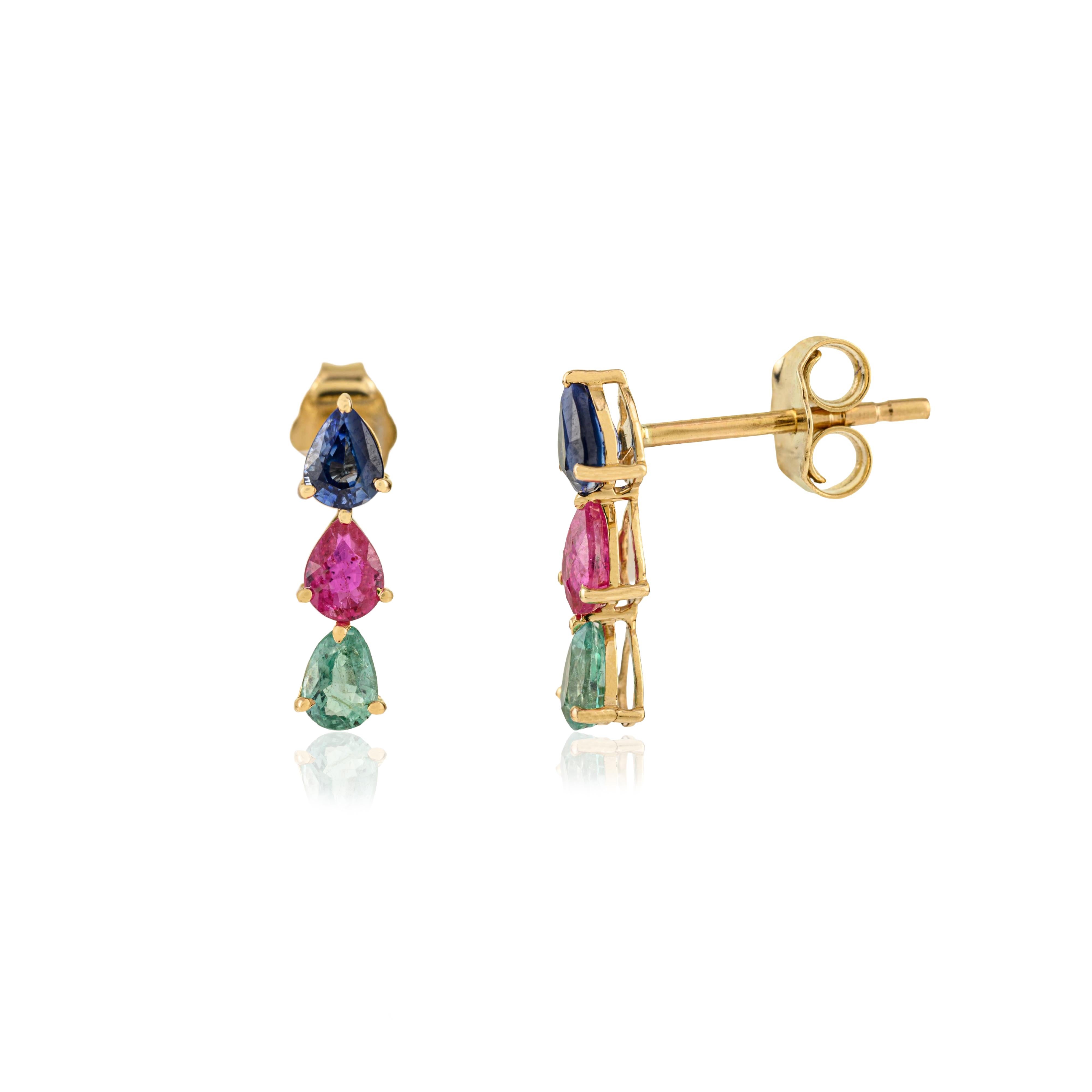 Boucles d'oreilles pendantes en or jaune 14K de 1.18Ct Emeraude Rubis & Saphir Bleu en vente 3