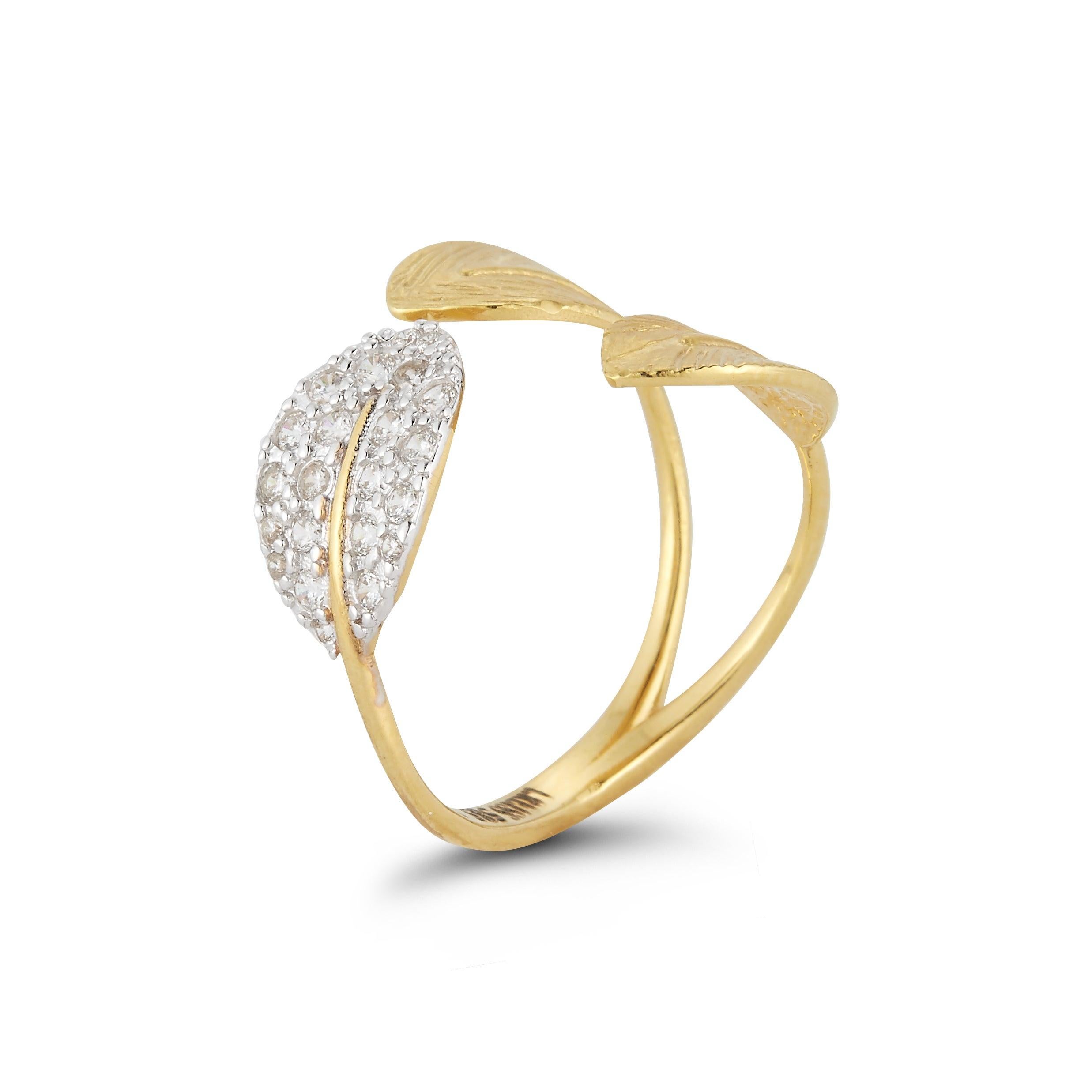 For Sale:  Handcrafted 14 Karat Yellow Gold 3-Leaf Ring 3