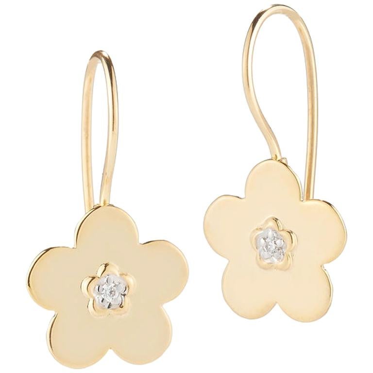 Handcrafted 14 Karat Yellow Gold Flower Earrings For Sale