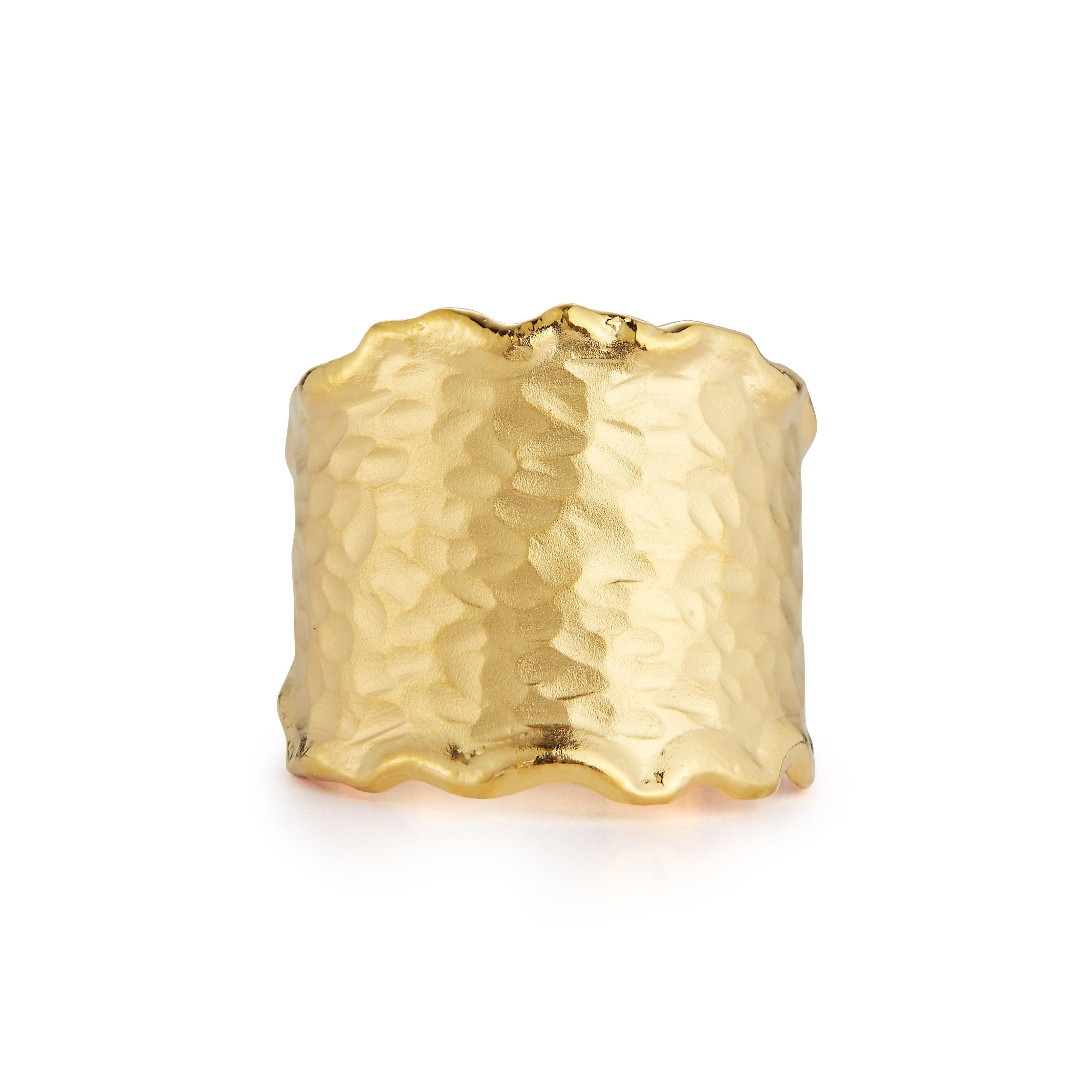 For Sale:  Handcrafted 14 Karat Yellow Gold Hammered Cigar Ring 2