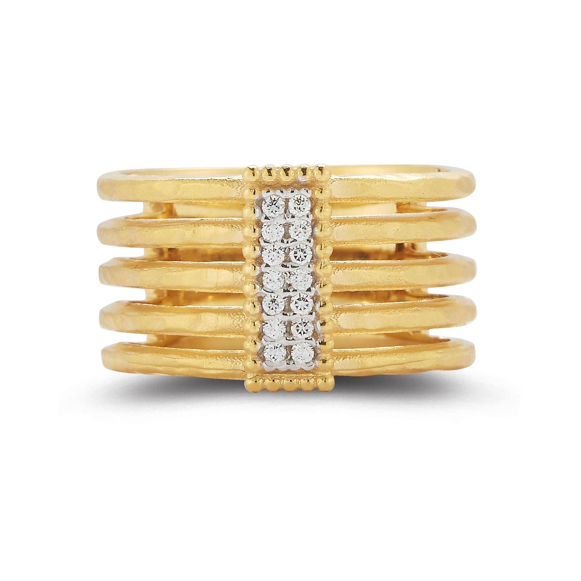 En vente :  Bague artisanale en or jaune 14 carats avec motif rectangulaire martelé à la main 3