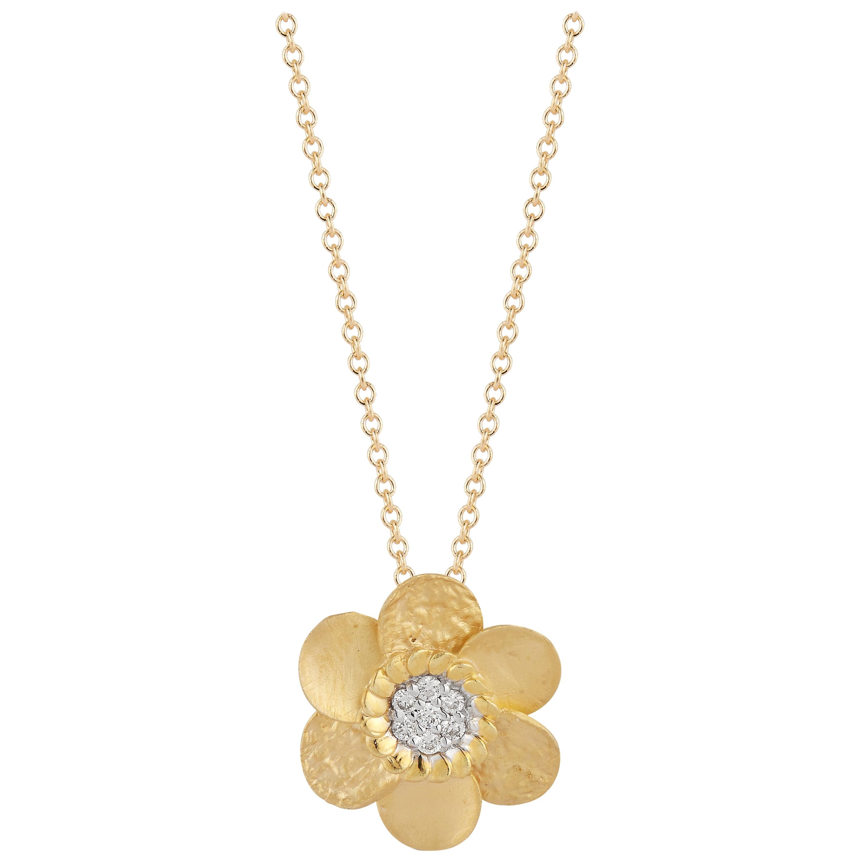Handcrafted 14 Karat Yellow Gold Mixed-Finish Daisy Pendant For Sale