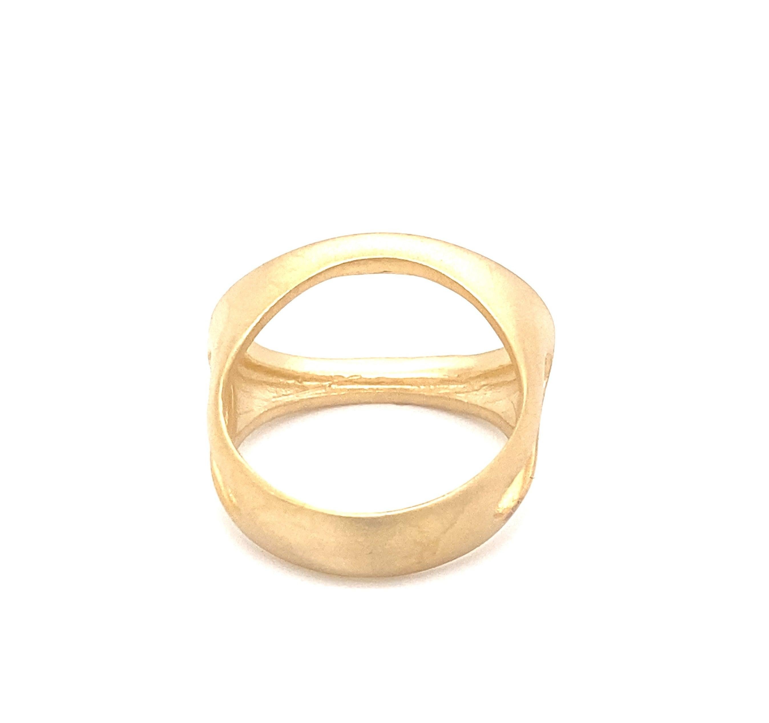 For Sale:  Handcrafted 14 Karat Yellow Gold Open Oval Ring 4