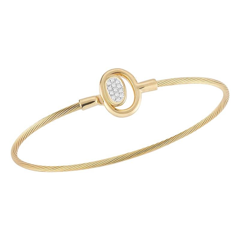 Handcrafted 14 Karat Yellow Gold Oval Motif Button Clasp Wire Bangle For Sale