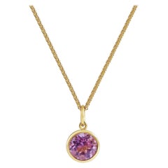 Handcrafted 1.20 Carats Amethyst 18 Karat Yellow Gold Pendant Necklace