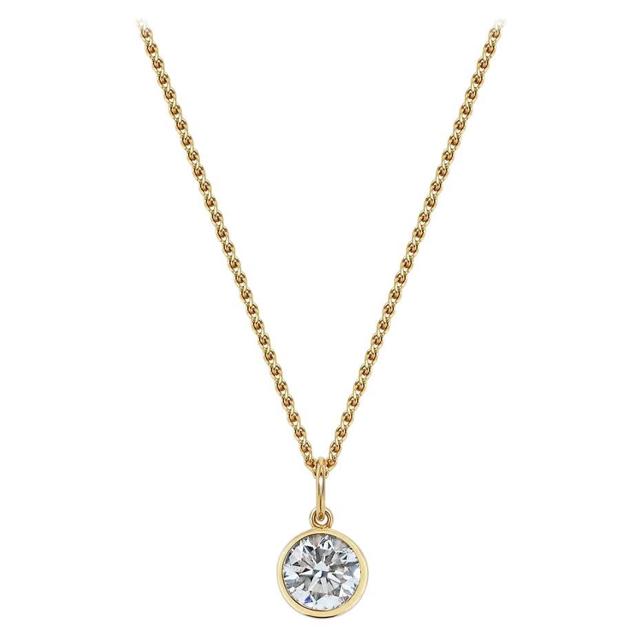 Handcrafted 1.00 Carat Diamond 18 Karat Yellow Gold Pendant Necklace
