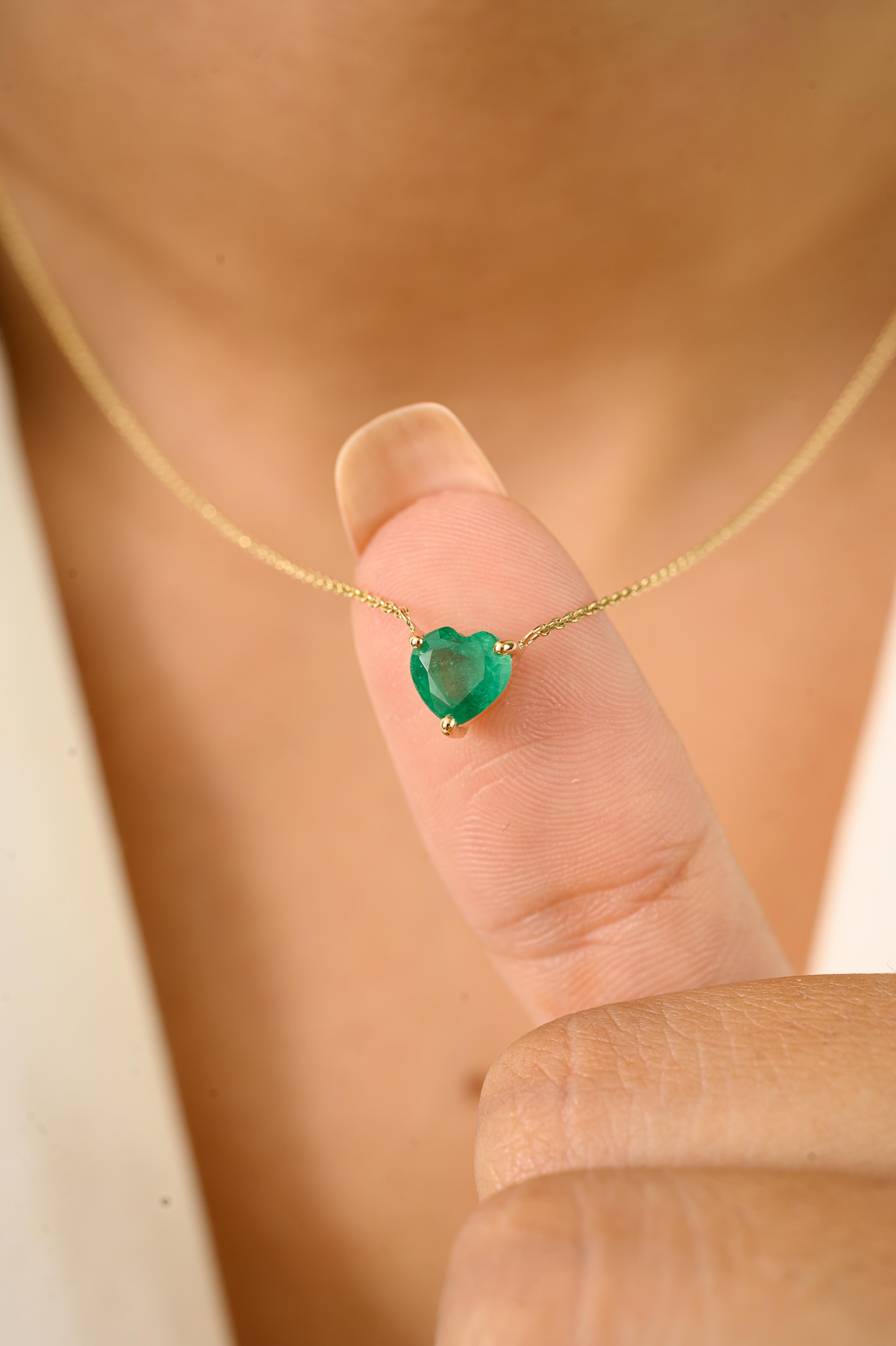 Heart Cut Handcrafted 14K Yellow Gold Heart Shape Emerald Pendant Necklace Girlfriend Gift For Sale