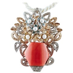 Pendentif panier de fleurs artisanal en or blanc et rose 14 carats, corail, diamants et perles