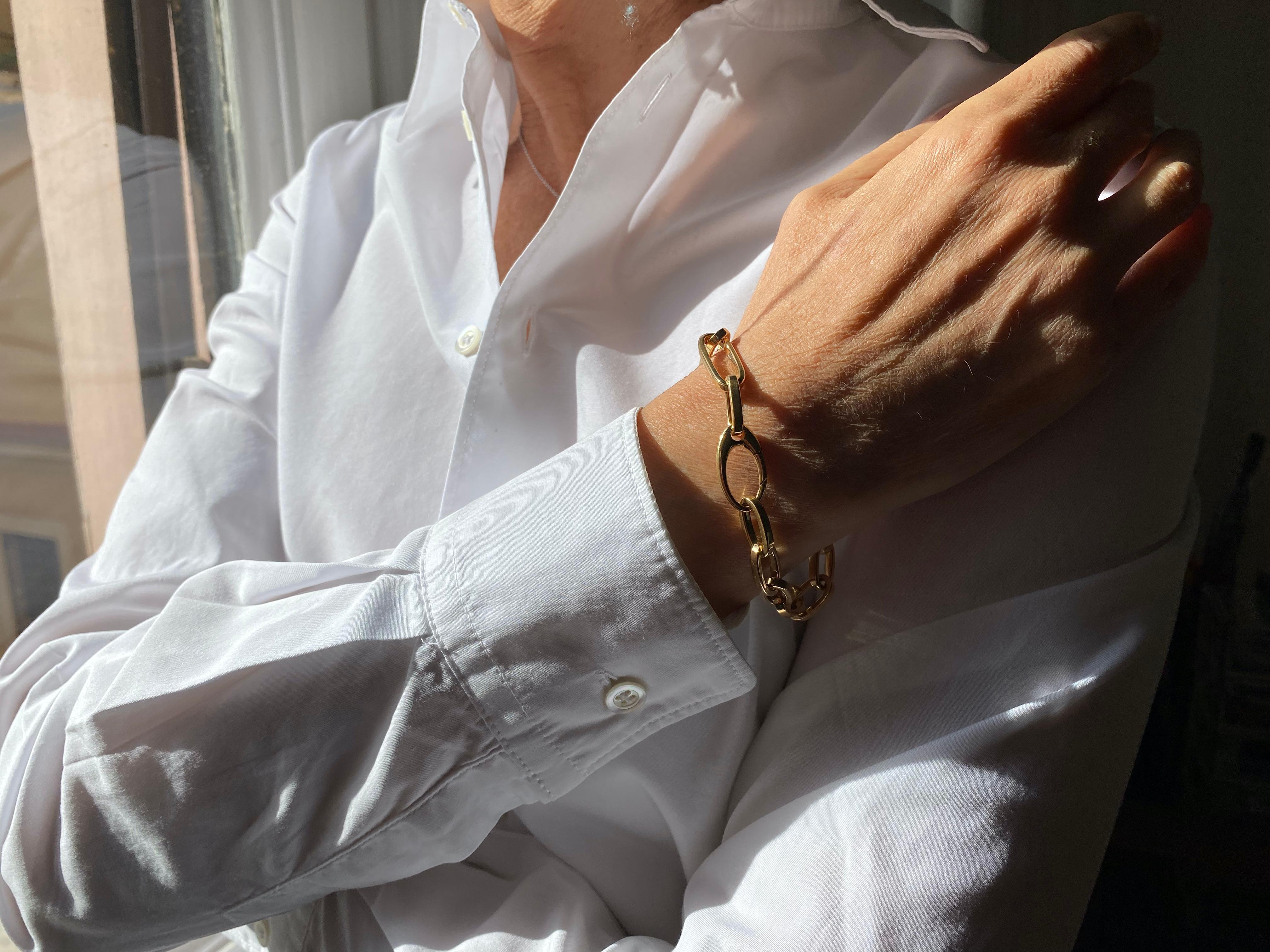 Handgefertigtes Armband aus 18 Karat Gelbgold mit großen Gliedern 3