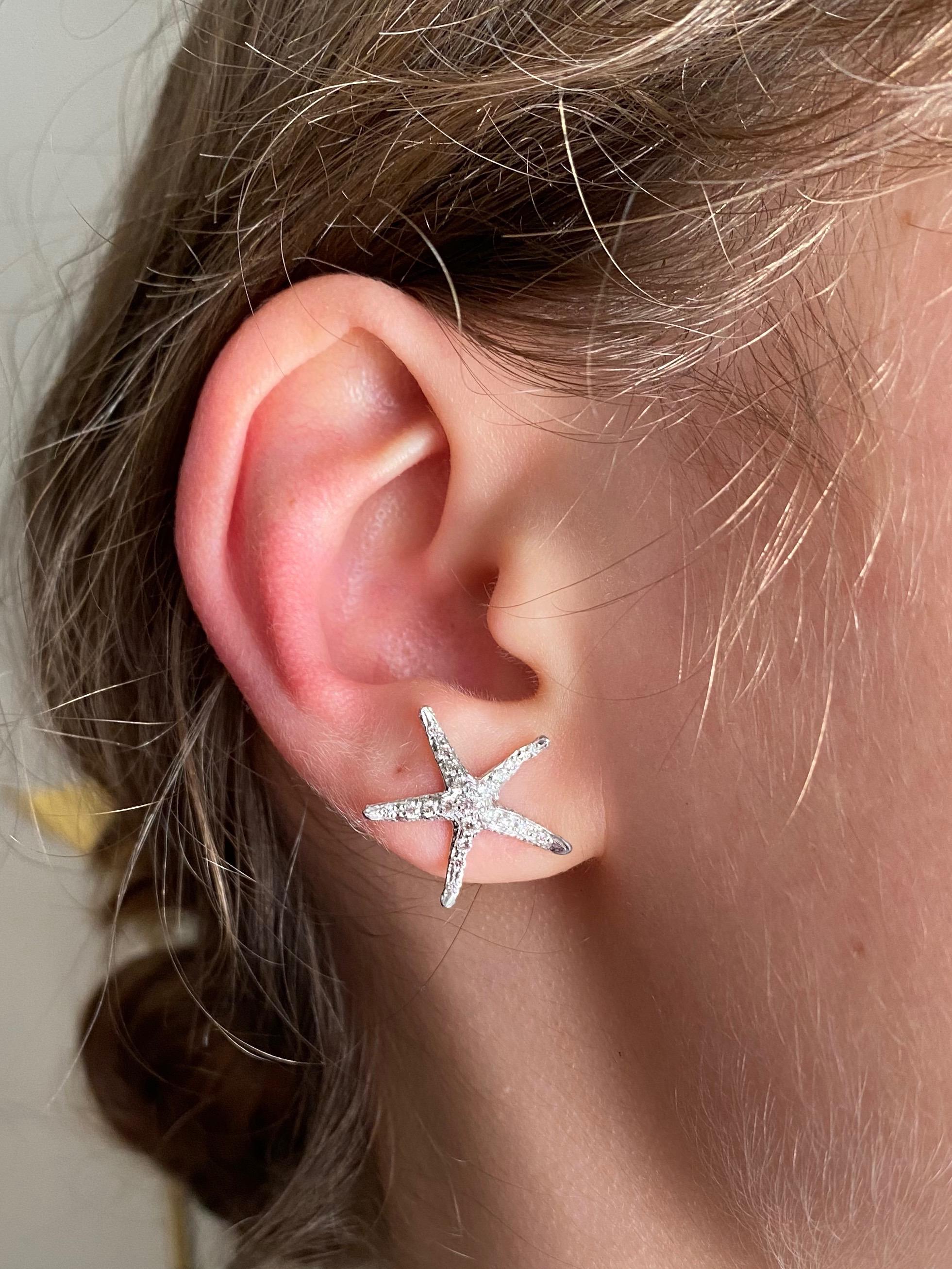 Handcrafted 18 Karat White Gold 0.40 Carat White Diamonds Starfish Stud Earrings For Sale 2