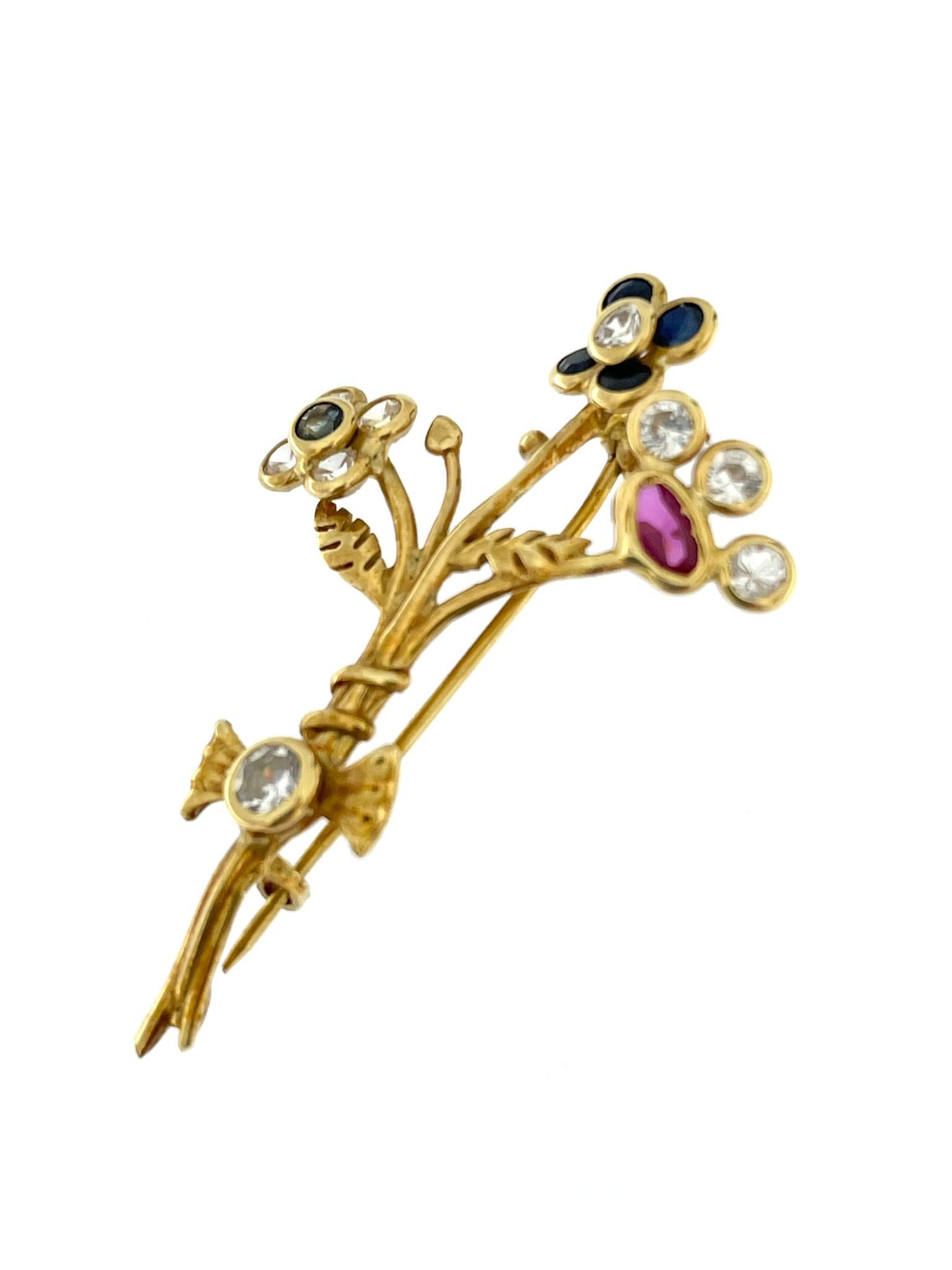 Women's or Men's Handcrafted 18 karat Yellow Gold Brooch with Zircons and Quartz For Sale