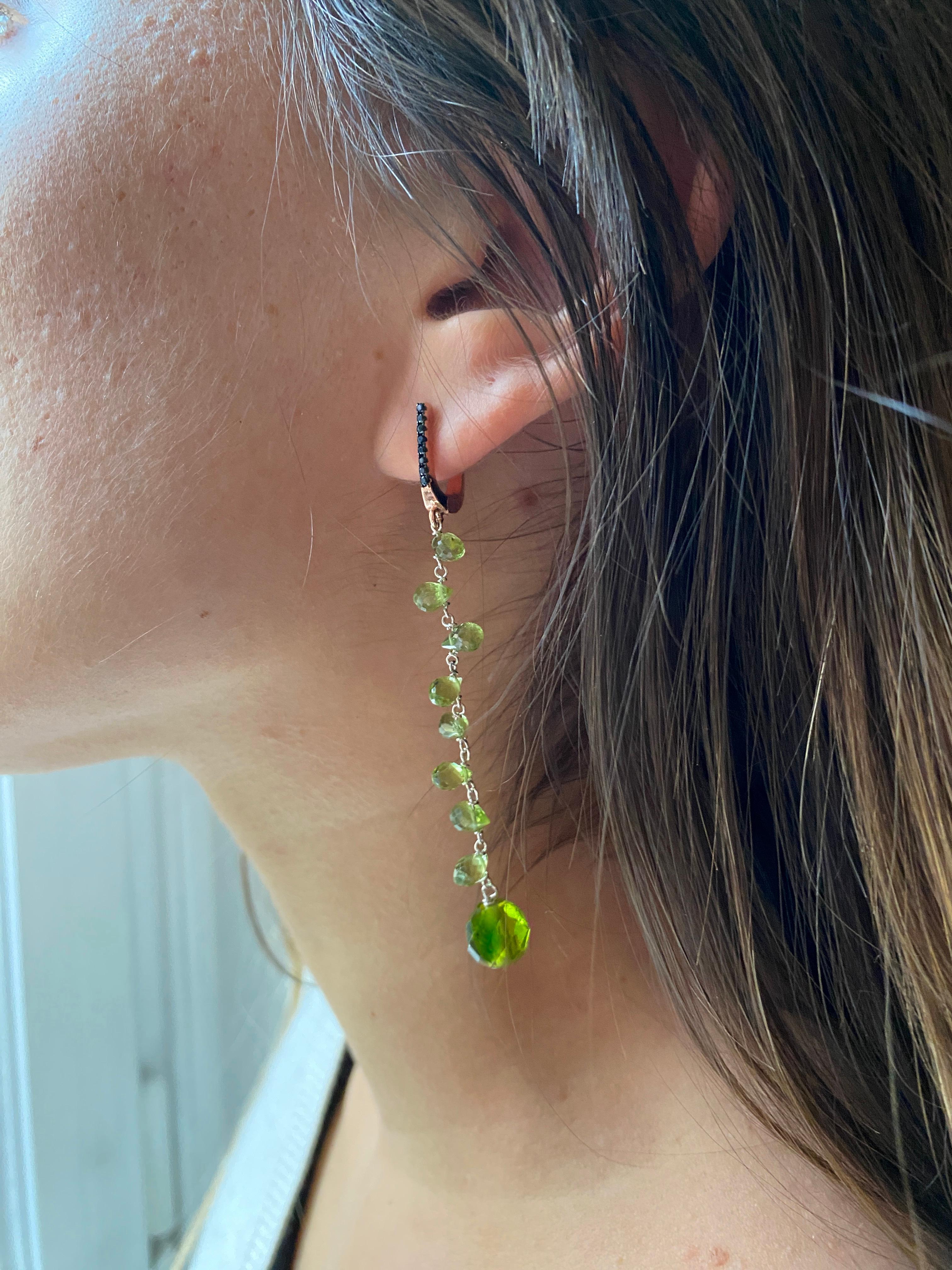 Women's Handcrafted 18k Gold Earrings Black Diamonds and Peridot Drops Italian Made For Sale
