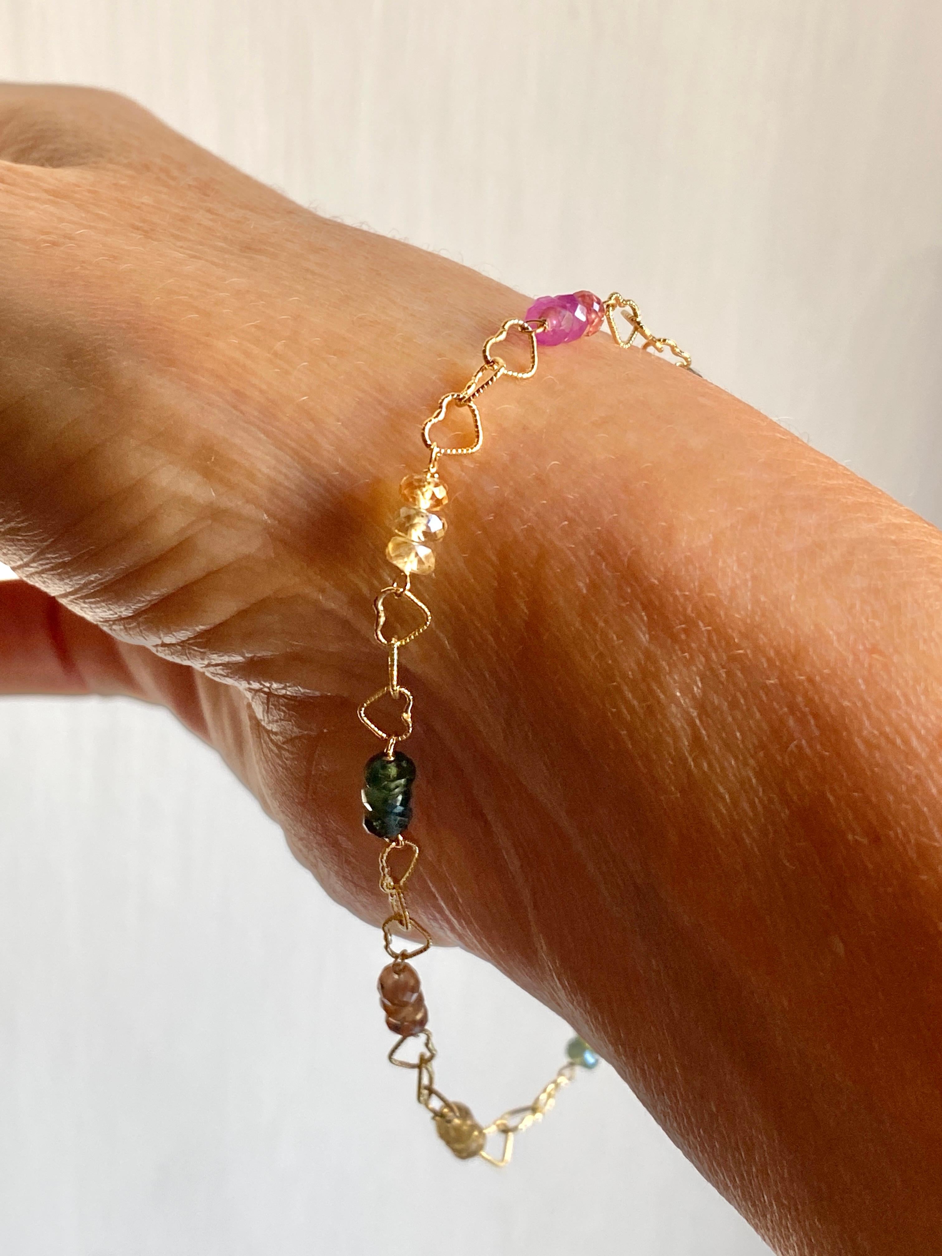 Handcrafted 18K Gold Multicolor Sapphire Chain Bracelet Handcrafted in Italy For Sale 1