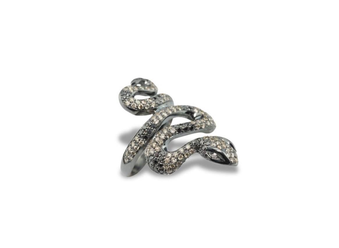 Artisan Handcrafted 18Karat White Gold 1.90karat Brown&Black Diamond Snake Cocktail Ring For Sale