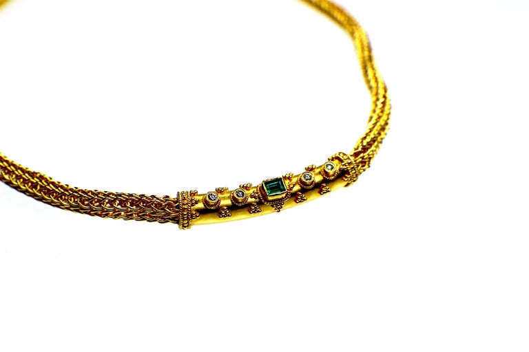 22K Gold, Colombia Emerald & Diamond Necklace, completely handcrafted.
41,5 cm long, 50grs. 