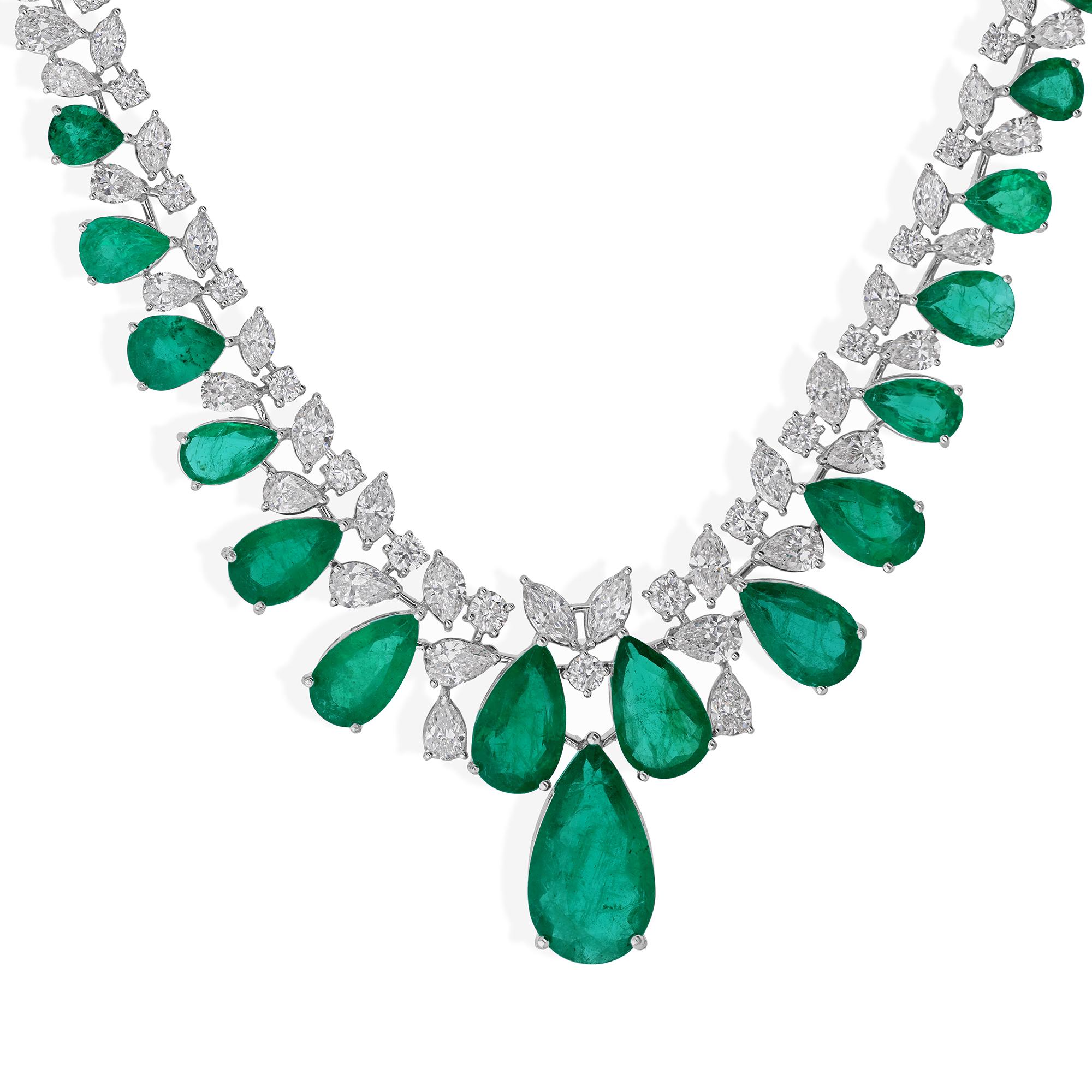 De las mujeres Collar Gargantilla Artesanal Esmeralda de Zambia 23.04ct Diamantes 18.60ct Oro 18k en venta