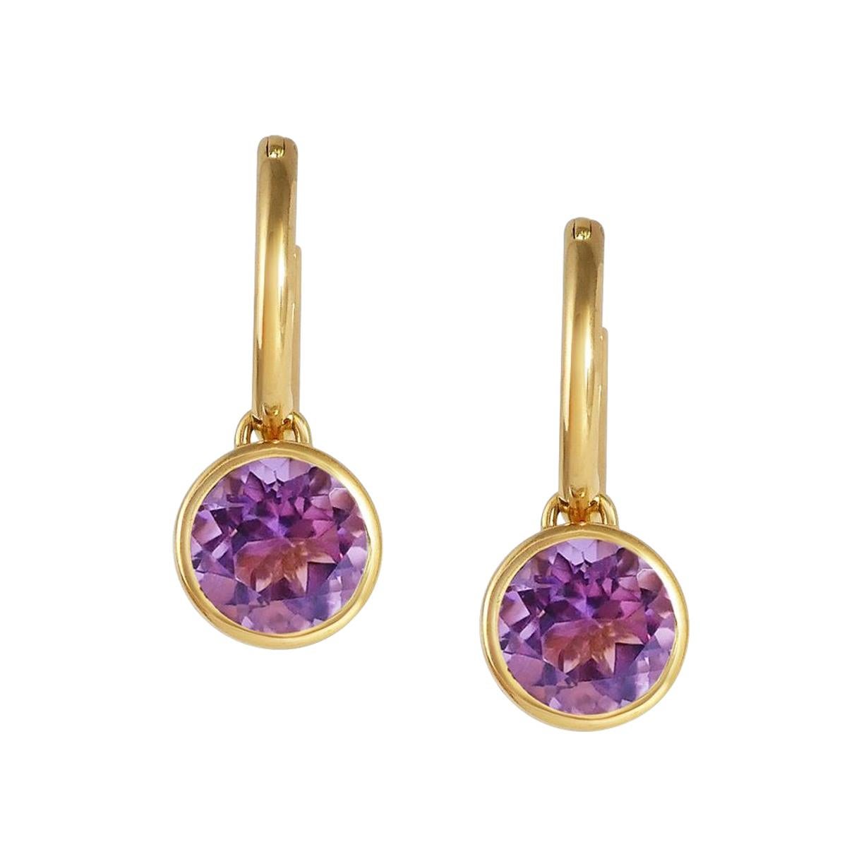 Handcrafted 2.40 Carats Amethyst 18 Karat Yellow Gold Drop Earrings For Sale