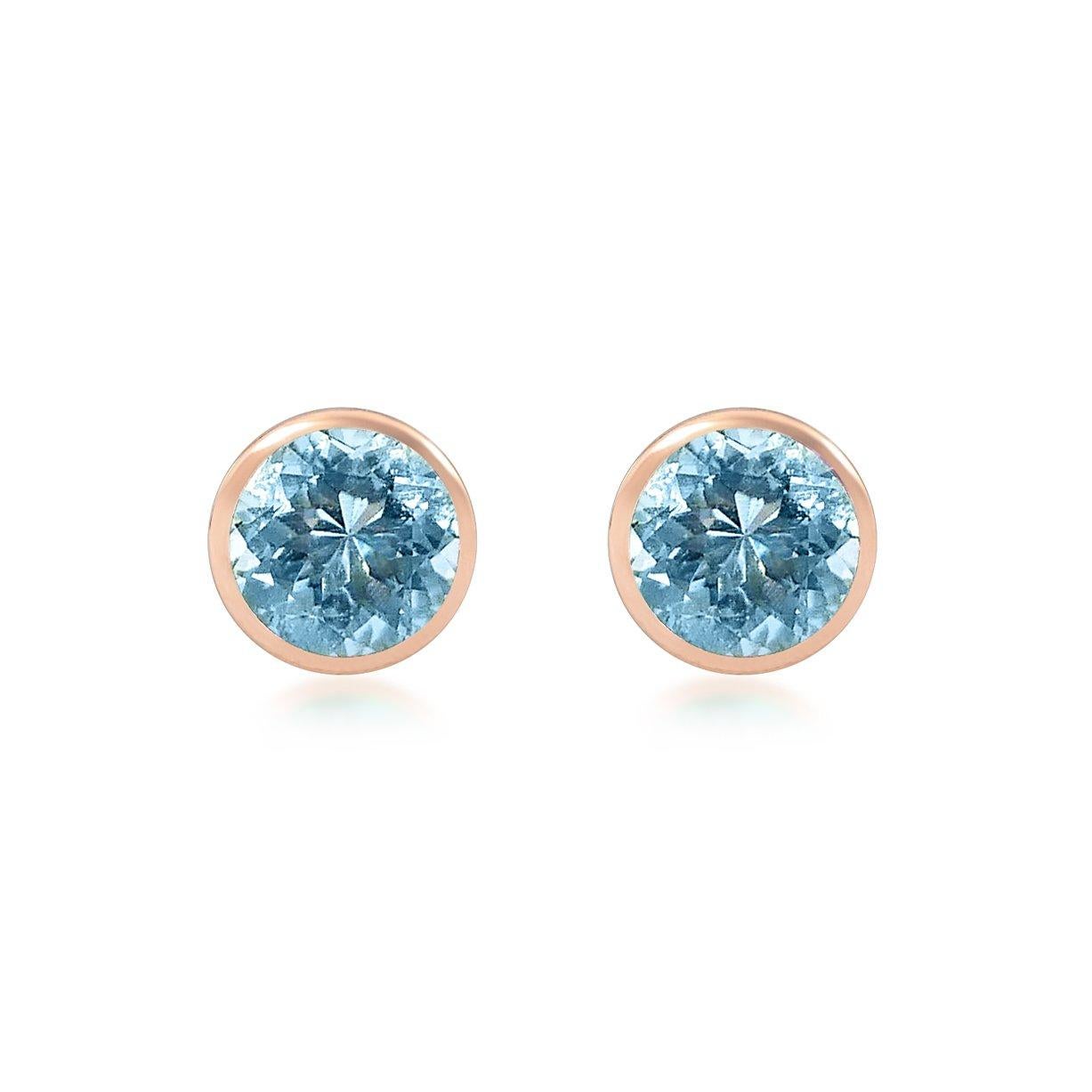 Contemporary Handcrafted 2.70 Carats Aquamarine 18 Karat Rose Gold Stud Earrings For Sale