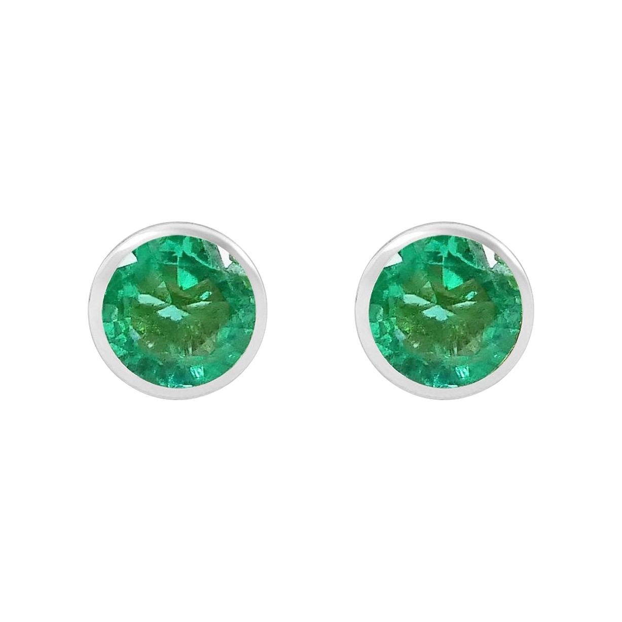 Handcrafted 2.00 Carats Emerald 18 Karat White Gold Stud Earrings