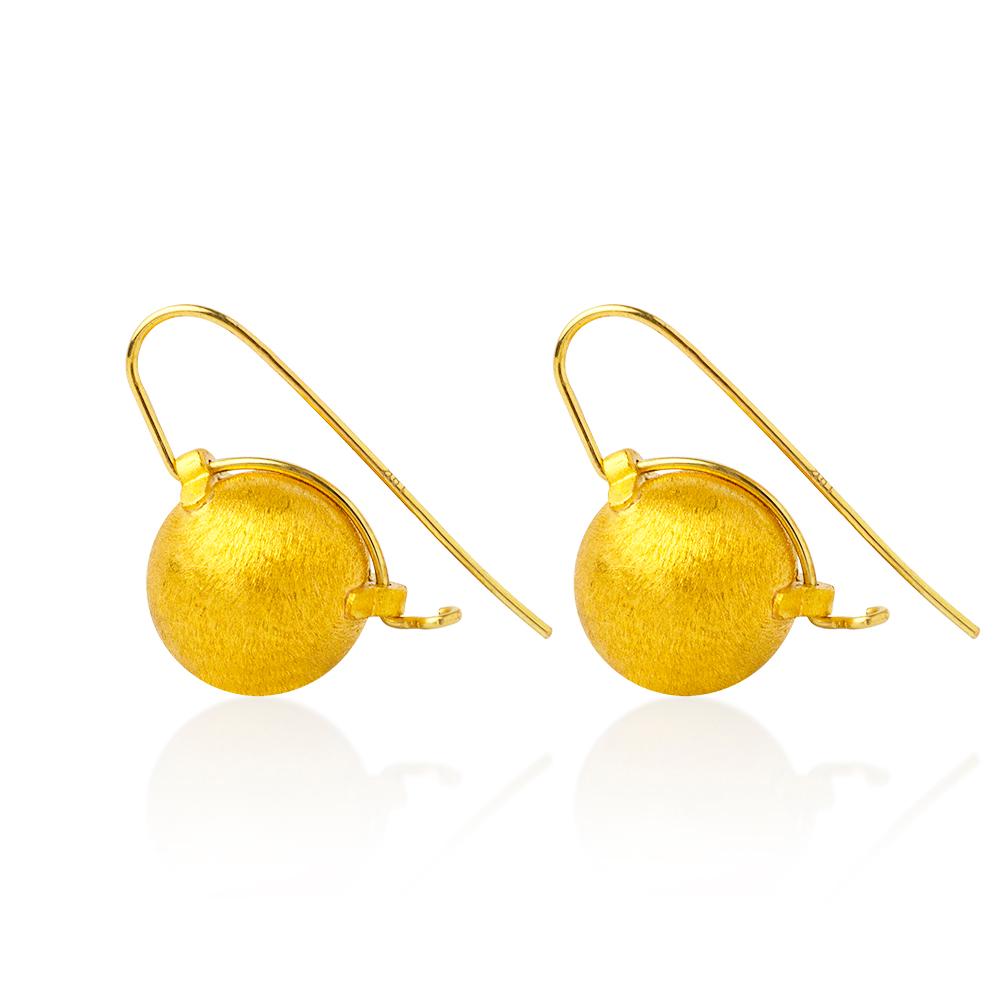 Handcrafted 24 K Gold Golf Ball Inspired Dangling Earrings with Diamonds
Gold weight : 13.98 Grams 24K
Stones          : 0,14 Ct's Round Cut Diamonds