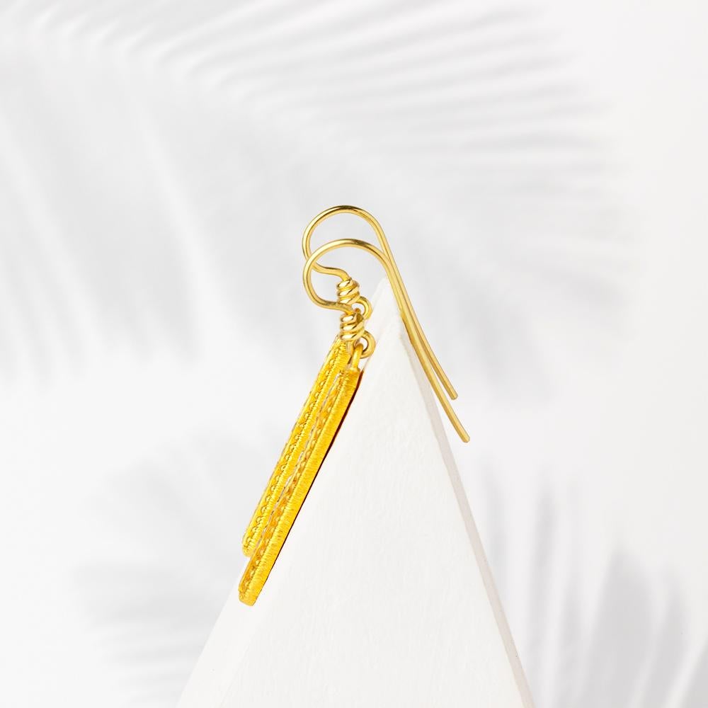 Handgefertigte, baumelnde Ohrringe aus 24 Karat Gold mit Diamanten und Tsavorit-Granaten (Rundschliff)