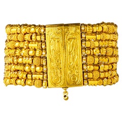 Handgefertigtes Trojanisch inspiriertes Perlenarmband aus 24 Karat Gold mit feinen Diamanten