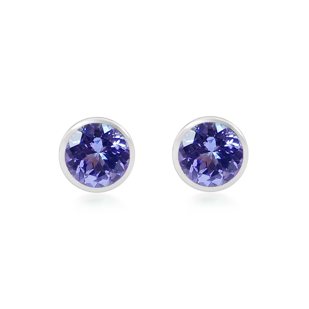 Contemporary Handcrafted 2.80 Carats Tanzanite 18 Karat White Gold Stud Earrings For Sale