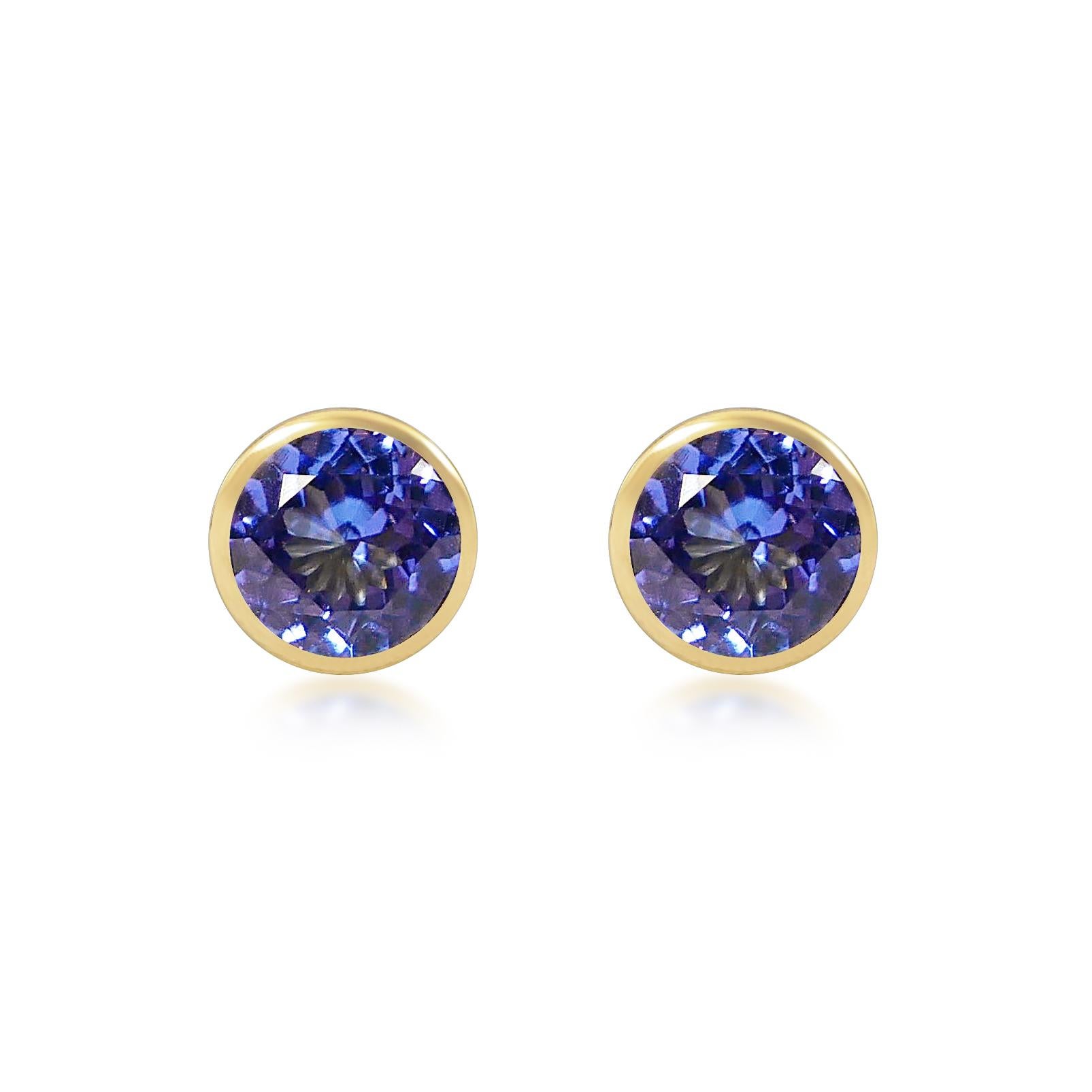 Contemporary Handcrafted 2.80 Carats Tanzanite 18 Karat Yellow Gold Stud Earrings For Sale