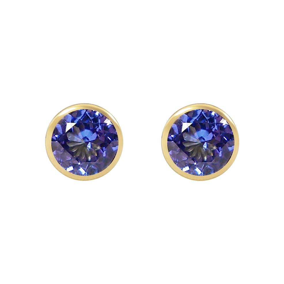 Handcrafted 2.80 Carats Tanzanite 18 Karat Yellow Gold Stud Earrings For Sale