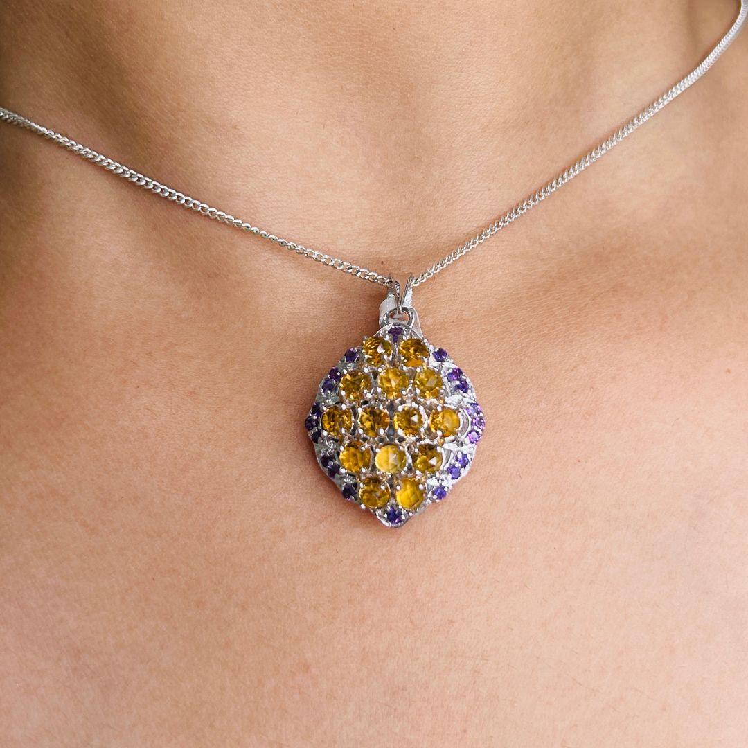 Ciondolo artigianale con più pietre da 3,25 carati in argento Sterling 925 Regalo per la mamma in vendita 3