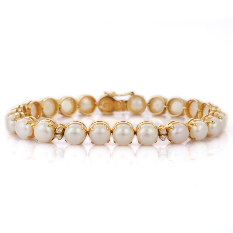 Handcrafted 34.25 ct Mother of Pearl Bracelet in 18K Yellow Gold with ...