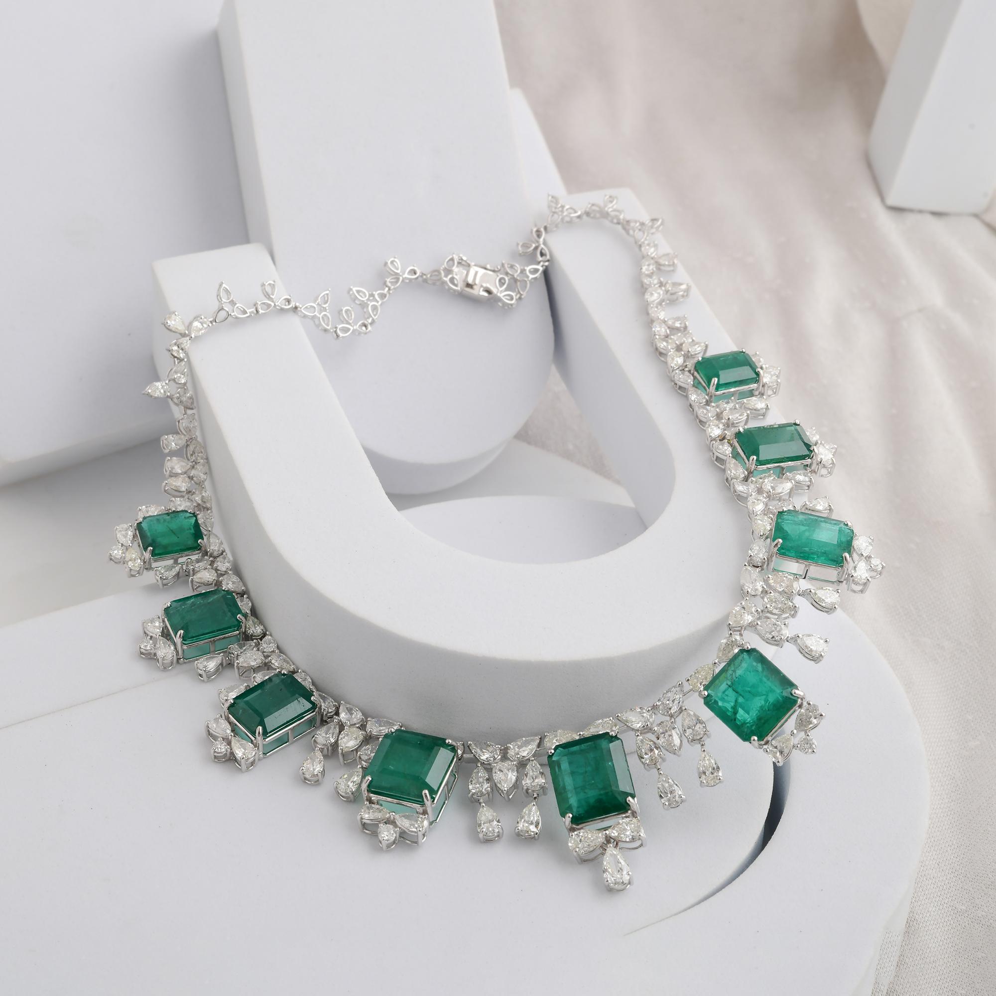 Women's Handcrafted 58.73Ct Emerald & 28.03Ct Diamond Statement Necklace with 18K Gold For Sale