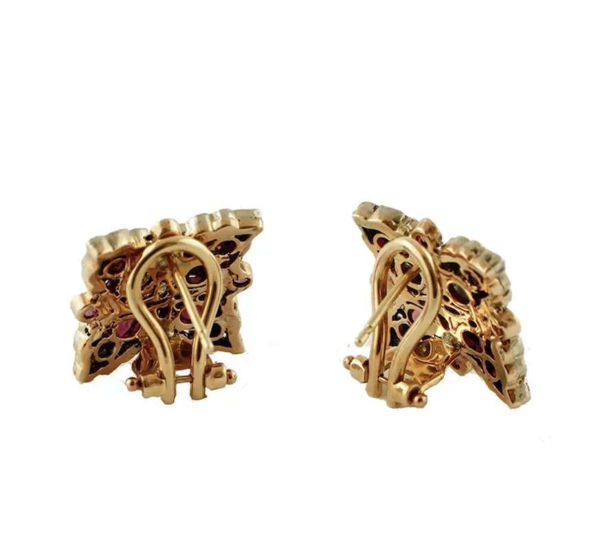 SHIPPING POLICY: 
No additional costs will be added to this order.
Shipping costs will be totally covered by the seller (customs duties included). 

For any inquiries,please contact the seller through the message center.

Vintage earrings in 9kt