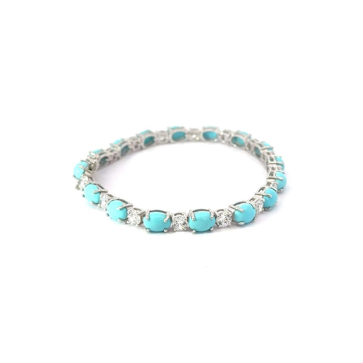 Modernist Alluring Natural Turquoise Zirconia Handcrafted Silver Bracelet Gift for Her For Sale