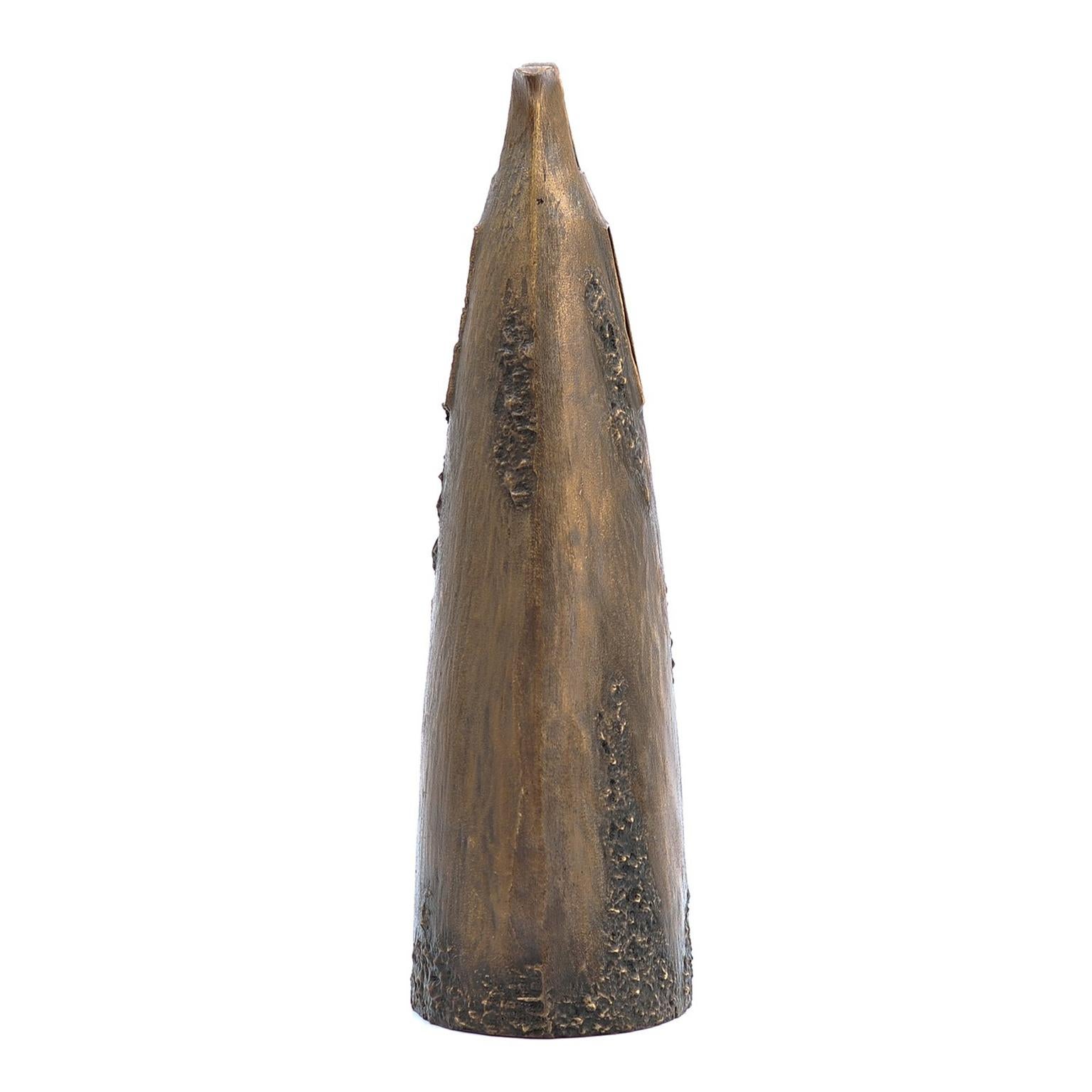 Garrym vase forged from cast dark bronze by Fakasaka.