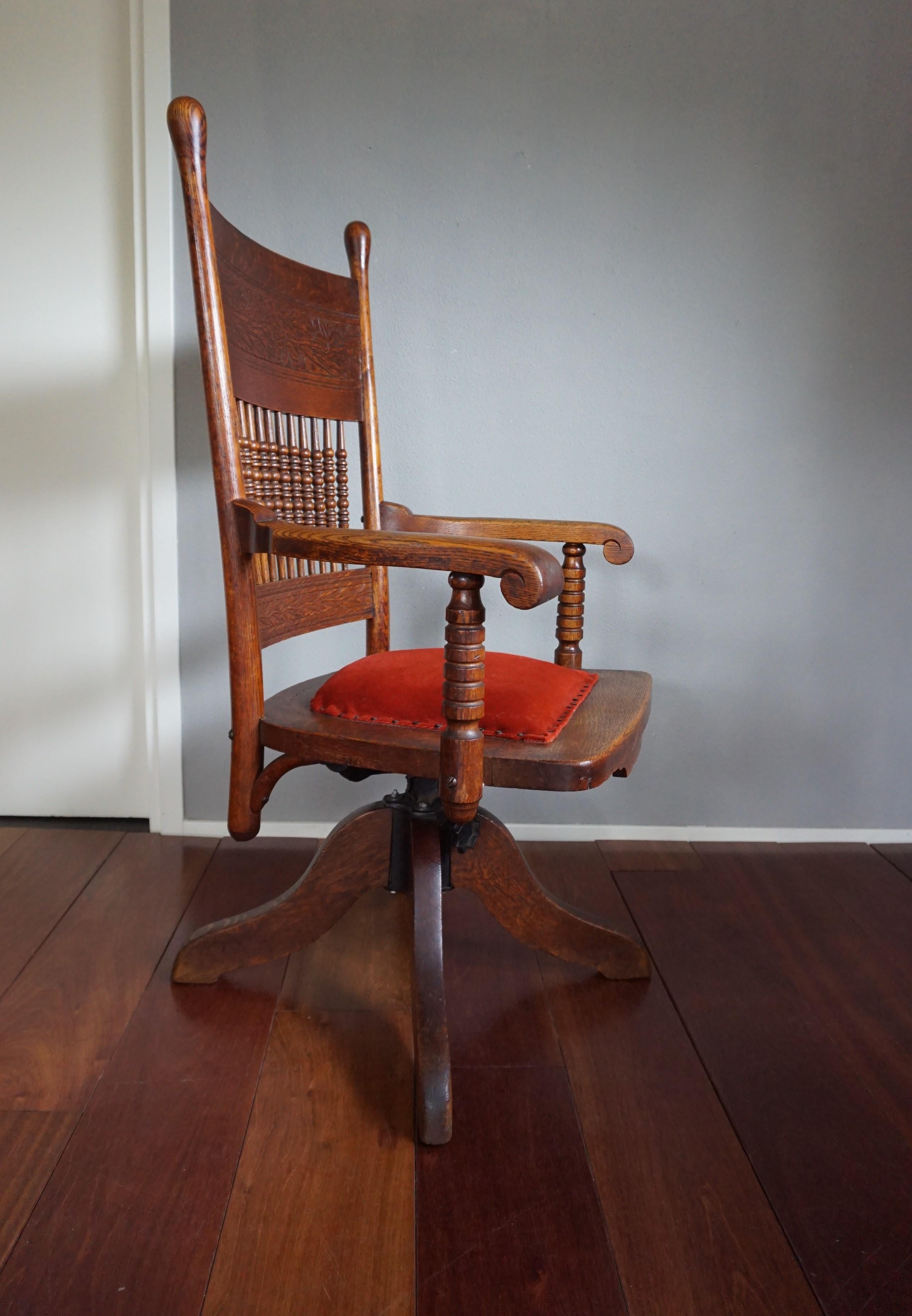 Handcrafted and Hand-Carved Adjustable American Arts & Crafts Oak Desk Chair 5