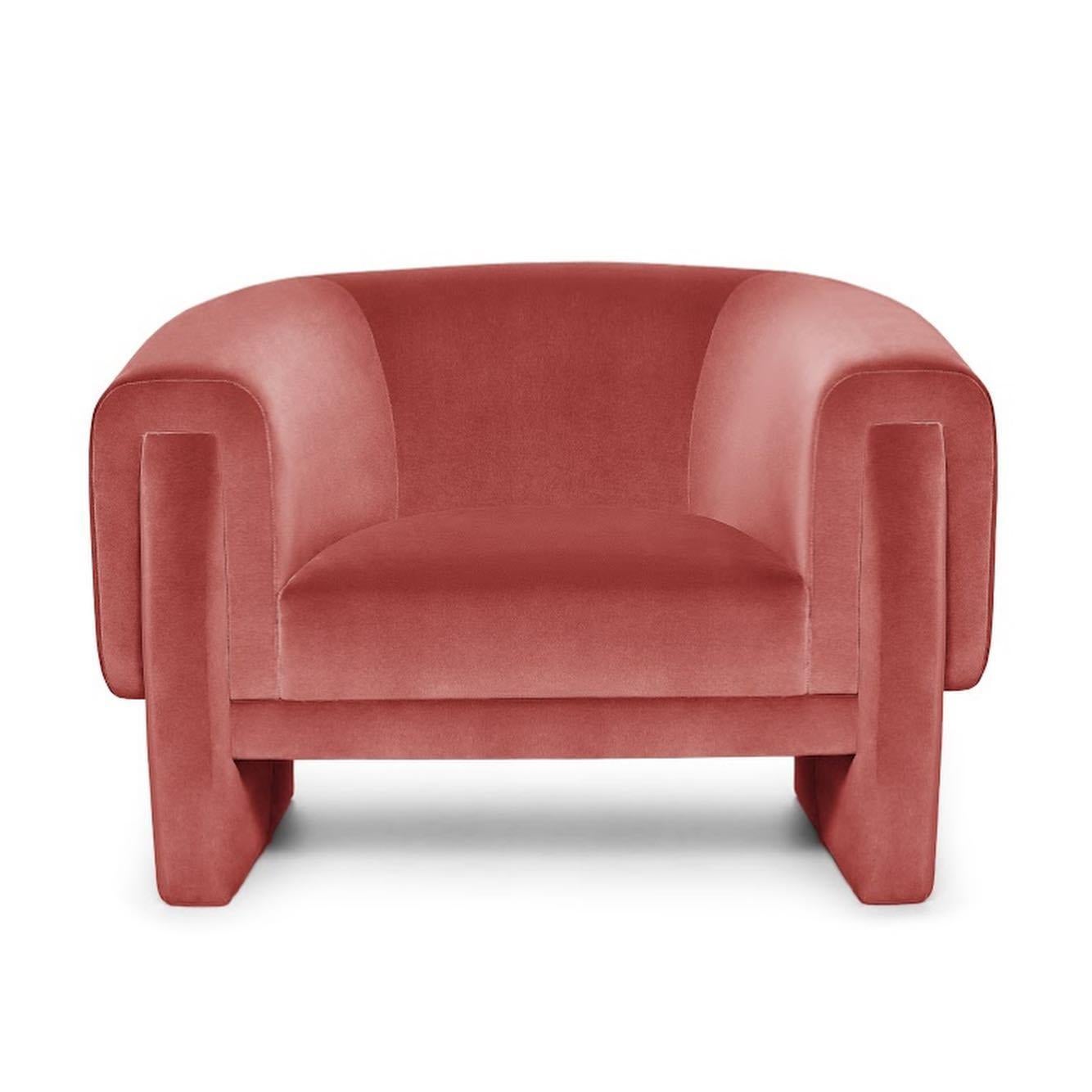This armchair is a time capsule of style. Taking cues from the most fashionable styles of scarves in history, it’s subtle and layered composition create a dynamic and effortlessly stylish presence. From the half round composition of the arms, to its