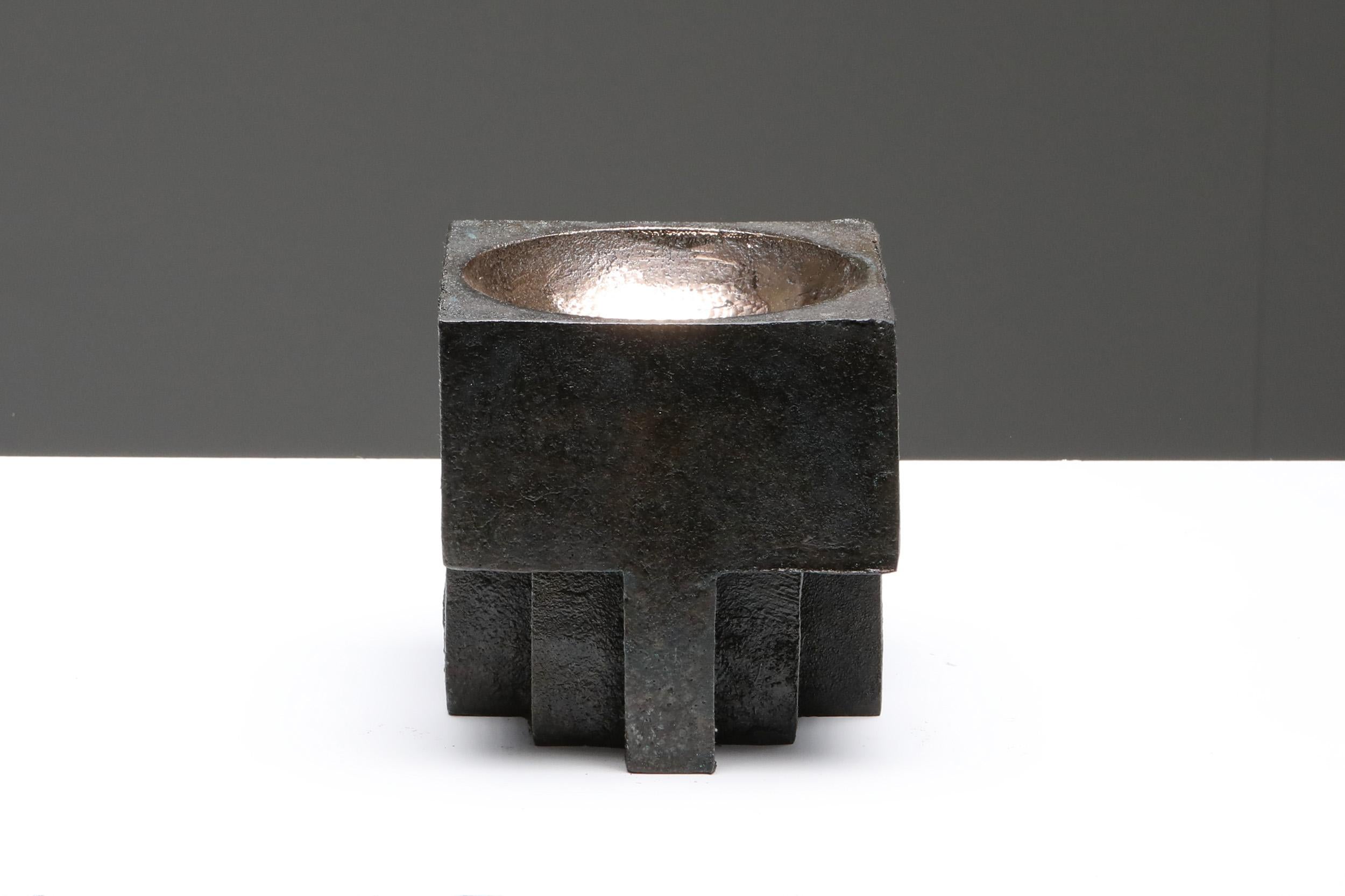 Contemporary Arno Declercq Bronze Cross Pots 4