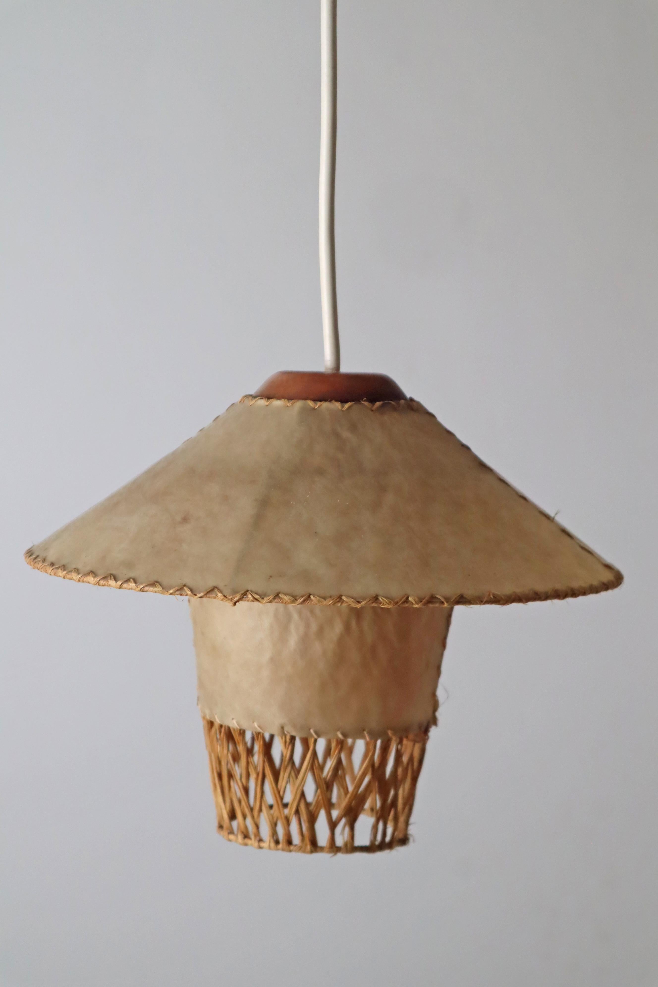 Handcrafted artist 1950s Pergamentpapier Tasche Lampe 2