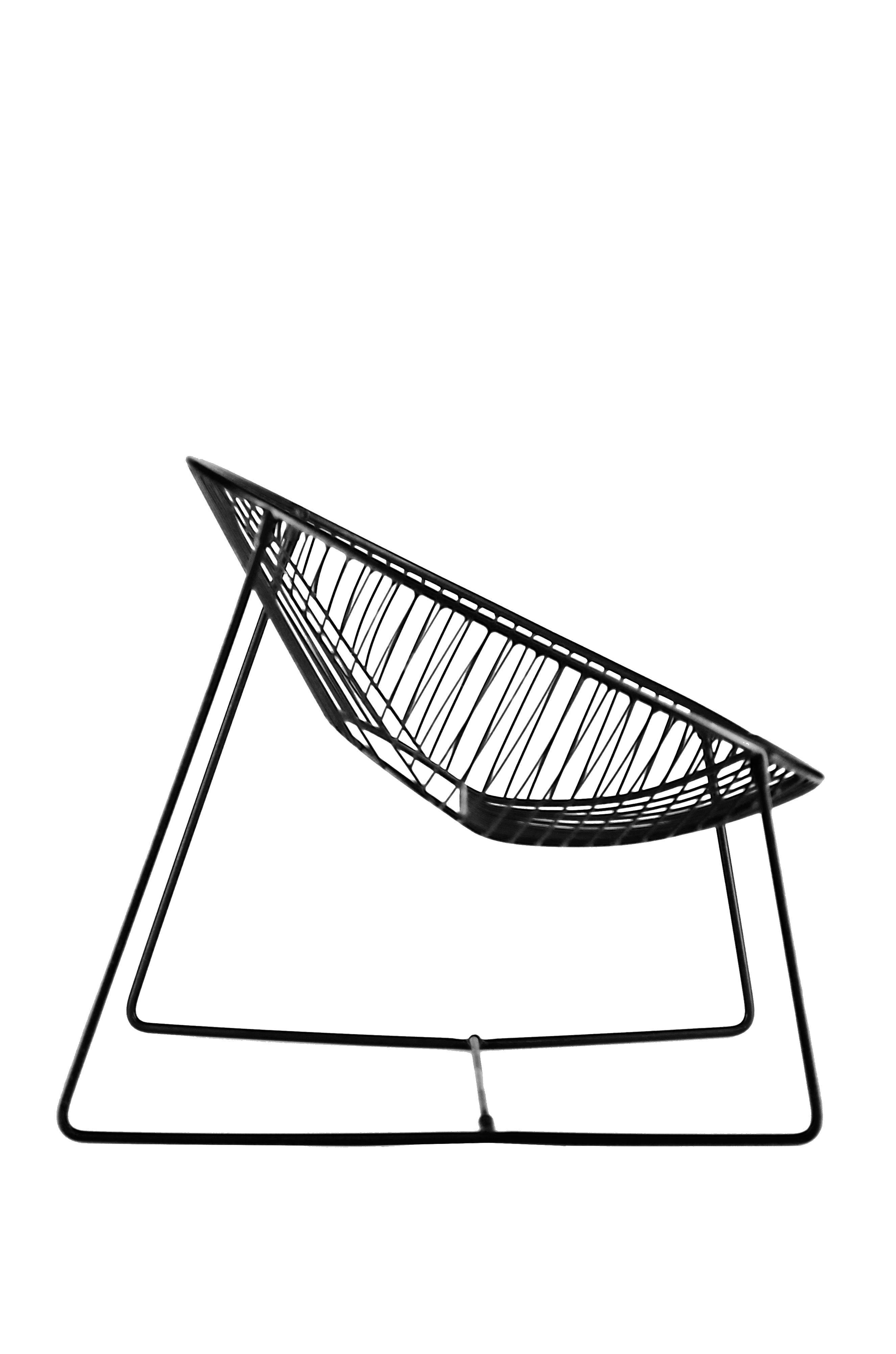 Mexicain Chaise longue d'extérieur en fil métallique Cali, noire, fabriquée à la main, en acier peint par poudrage en vente