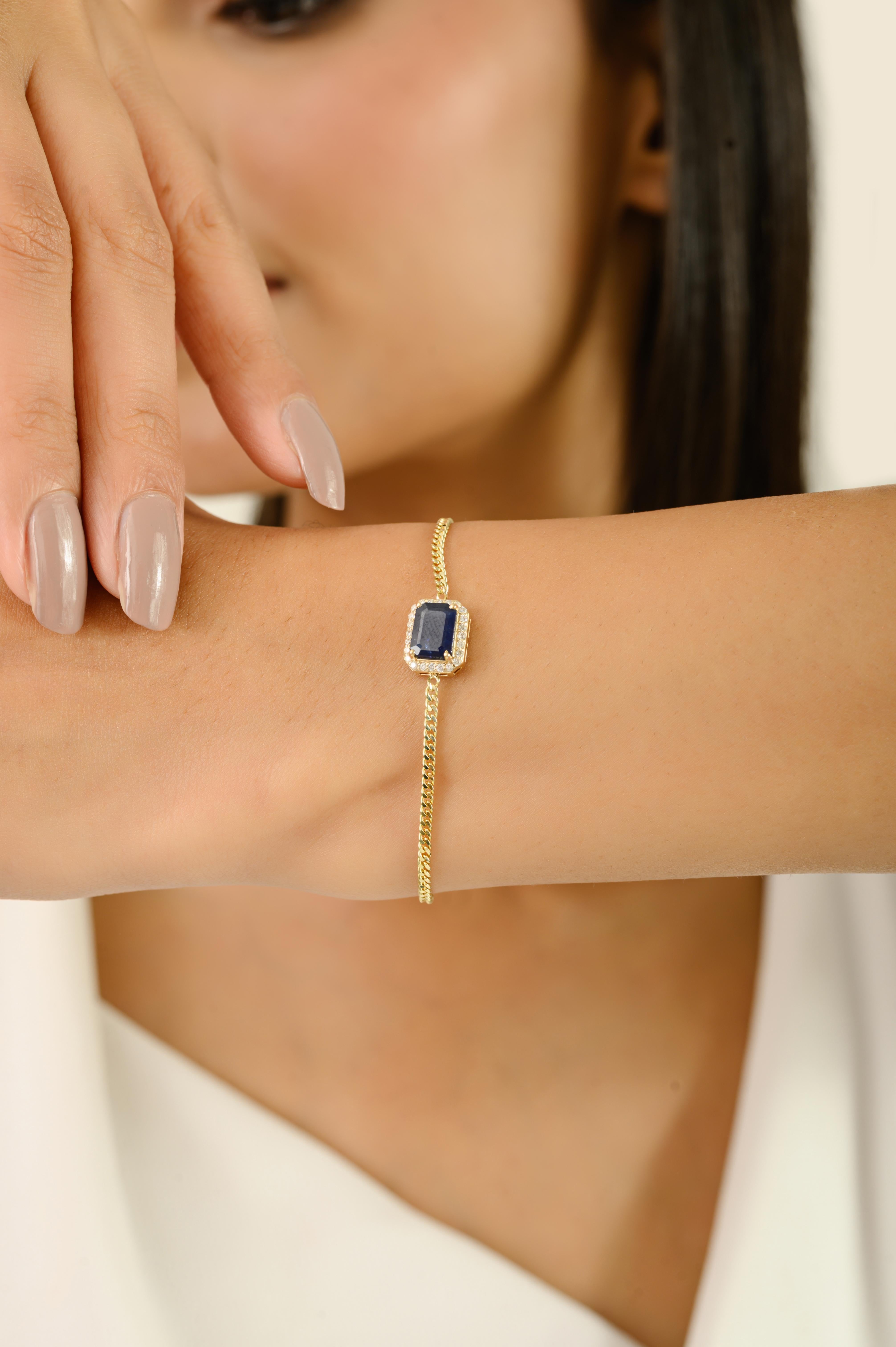 Handcrafted Blue Sapphire & Diamond Halo Chain Bracelet in 14K Yellow Gold For Sale 2