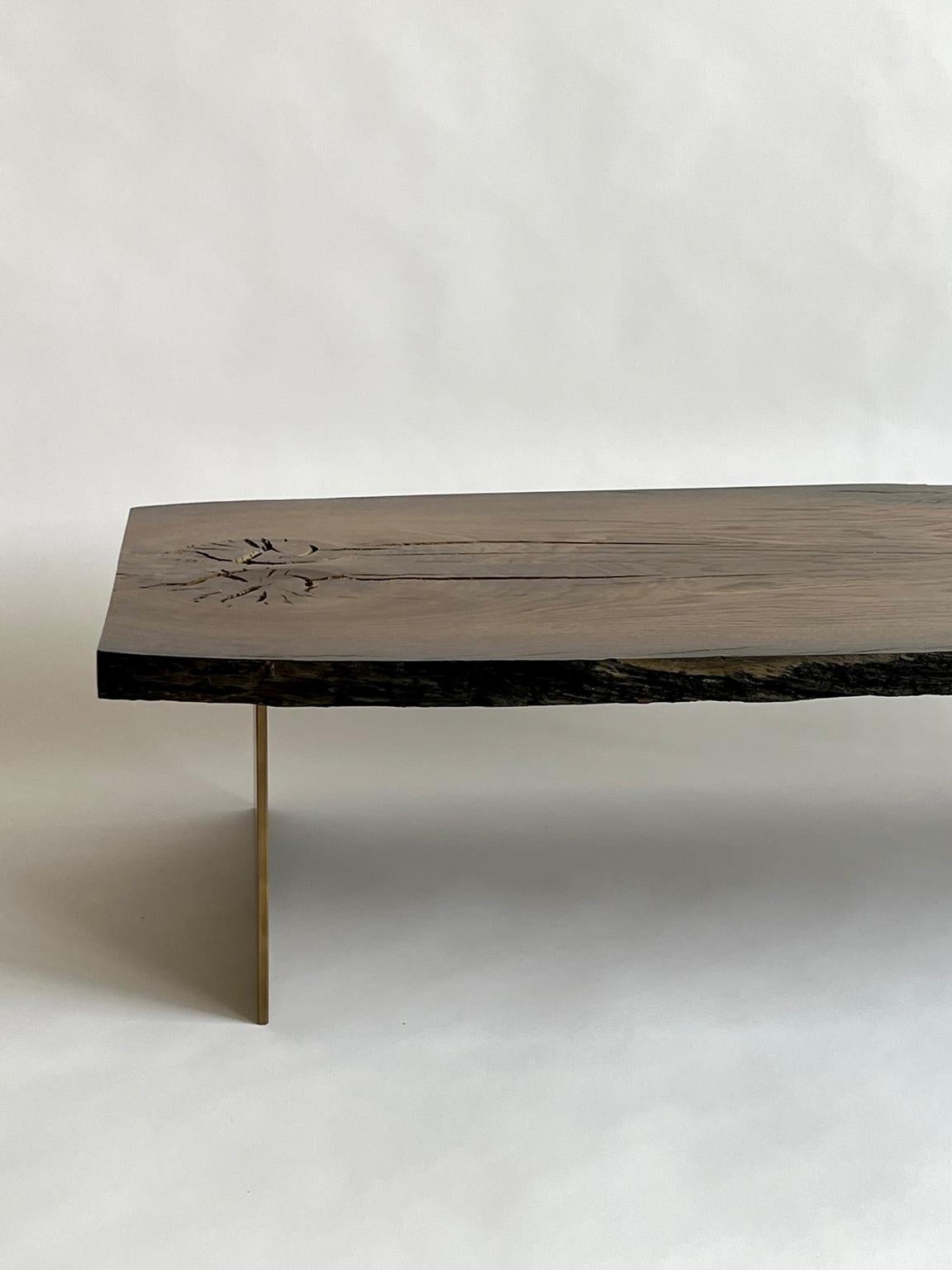 Table basse en bois, fabriquée à la main en vente 4