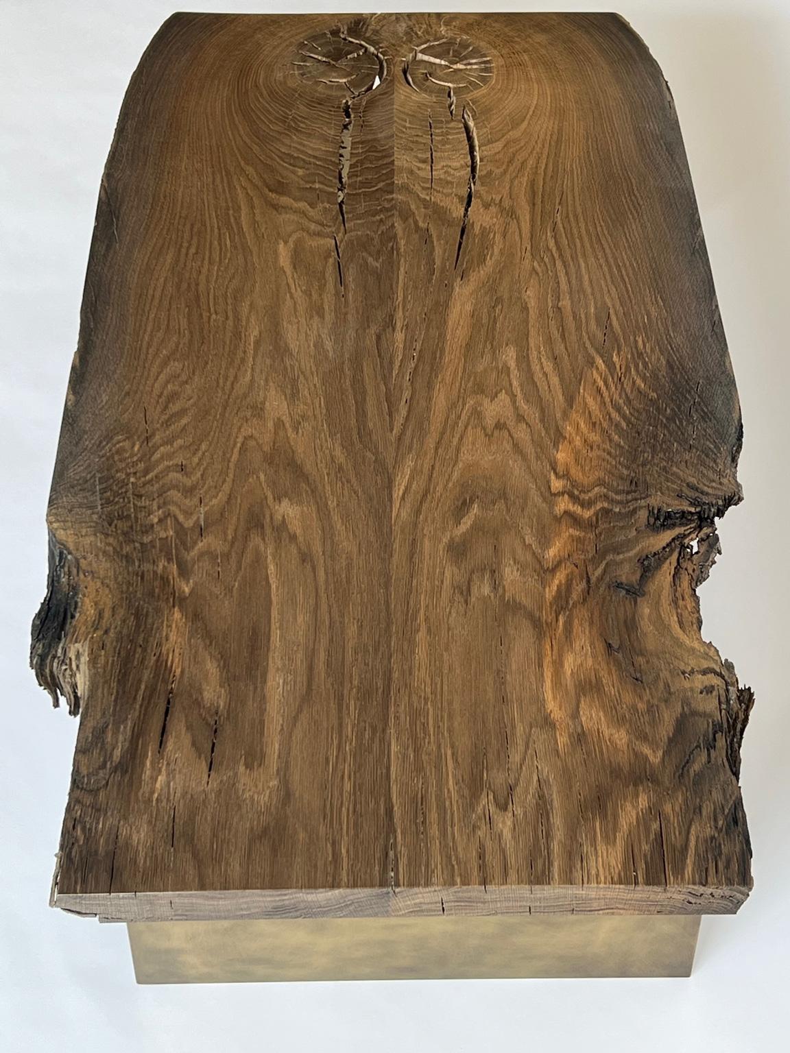 Table basse en bois, fabriquée à la main en vente 8