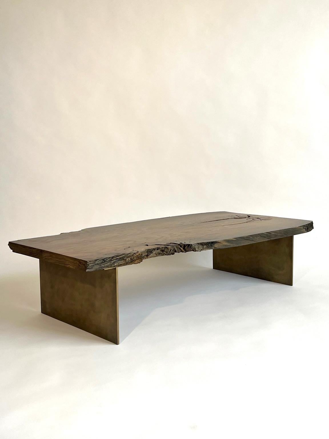 XXIe siècle et contemporain Table basse en bois, fabriquée à la main en vente