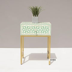 Tavolino da letto rettangolare con intarsio in osso realizzato a mano da House of Jaipur