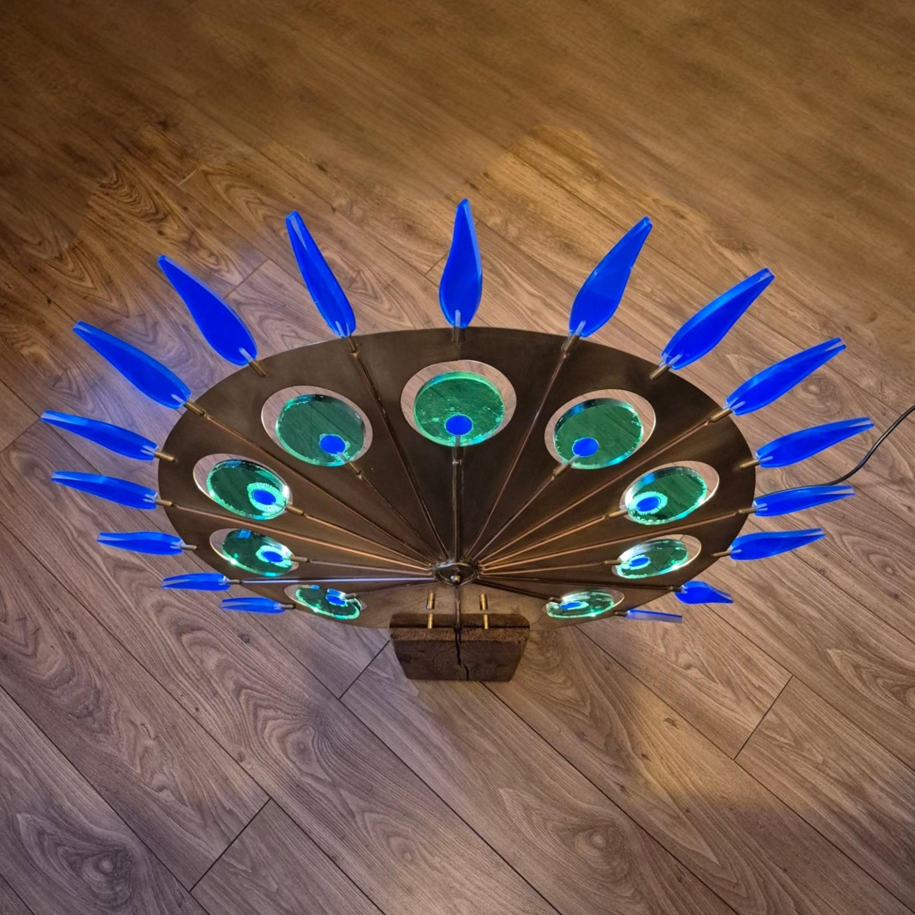 Lampada da terra in ottone, quercia e plexiglas realizzata a mano, Paesi Bassi, anni '70 in vendita 6