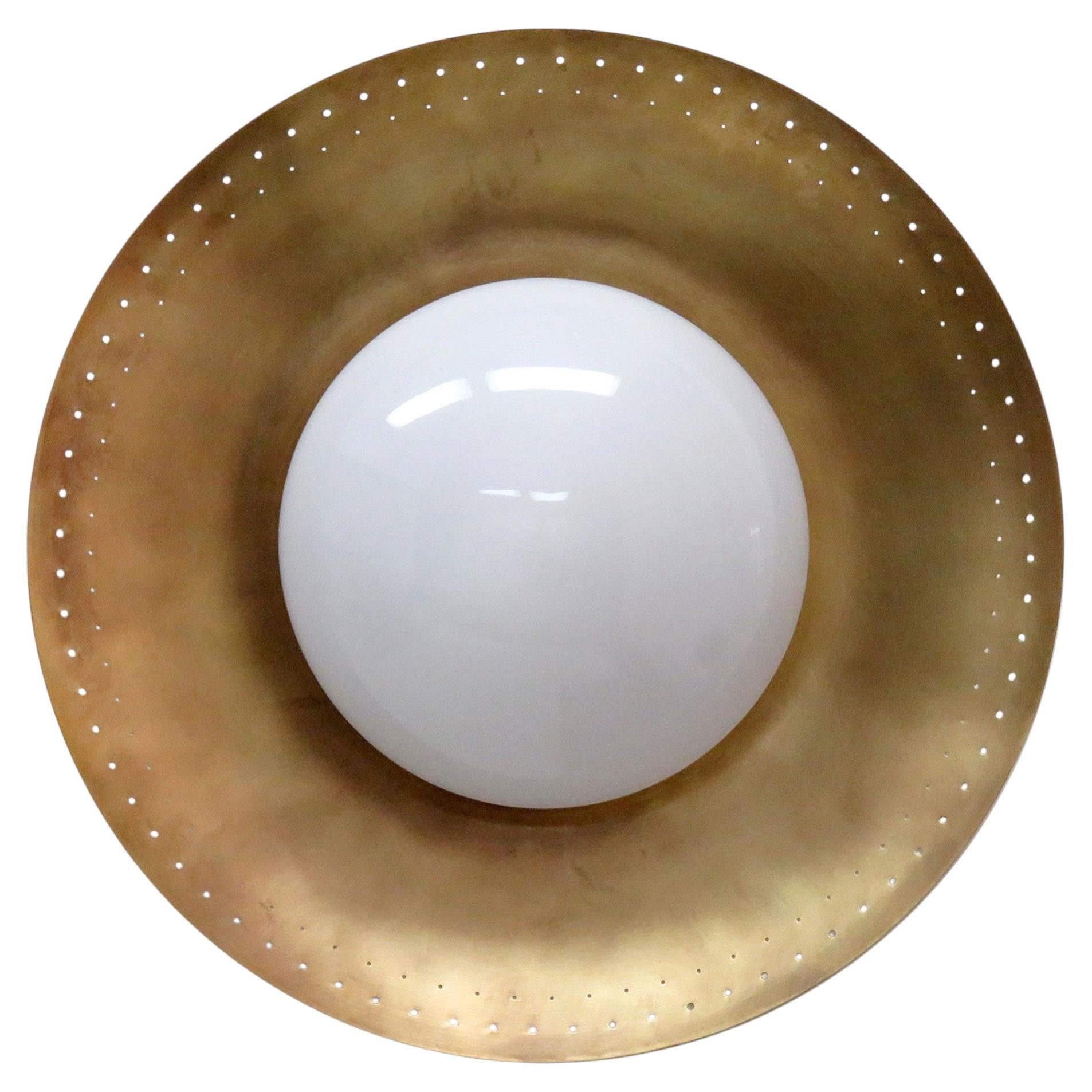Handcrafted Brass Wall Light Maine-18 by Gallery L7